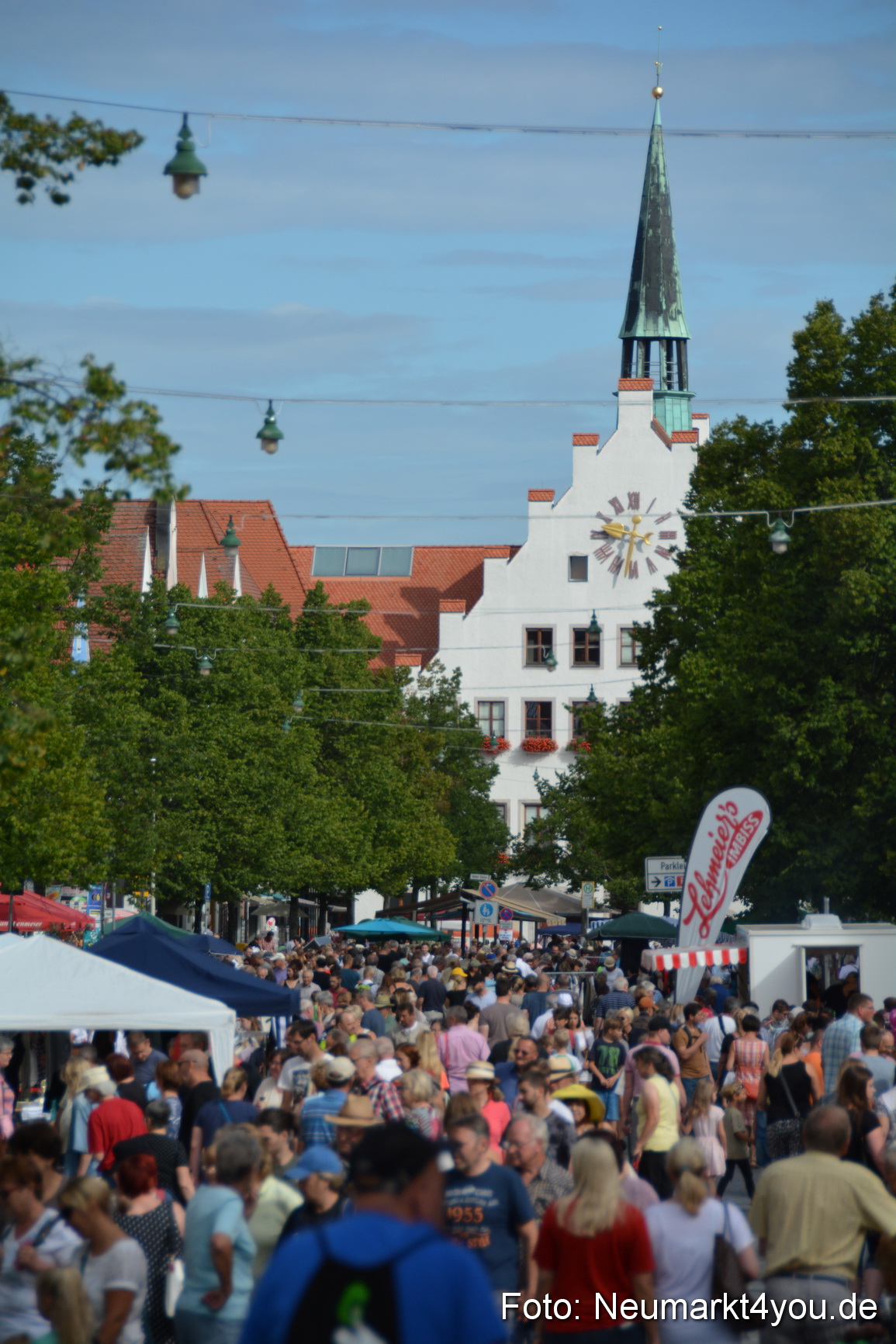 Altstadt Flohmarkt Neumarkt 2017 0002