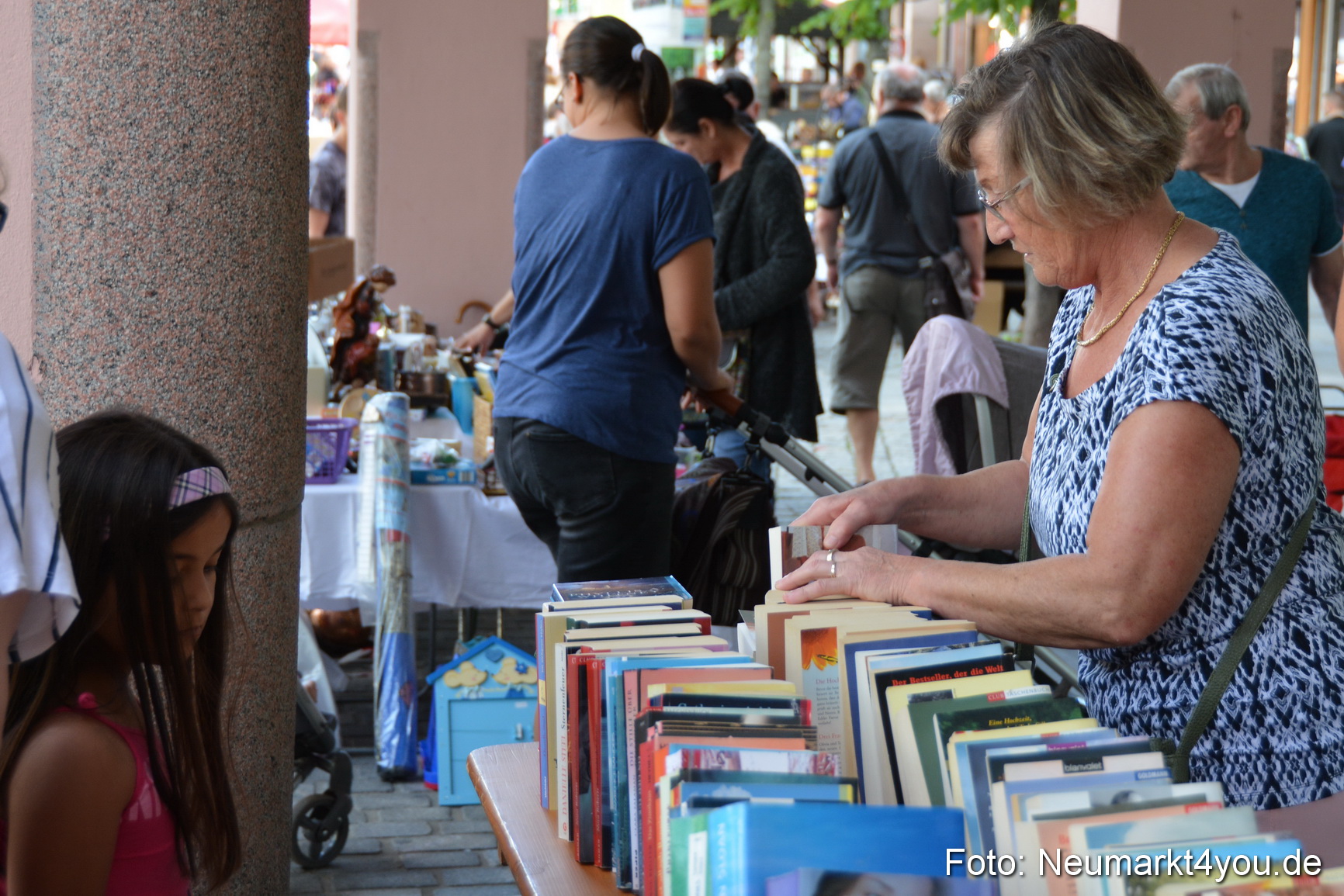 Altstadt Flohmarkt Neumarkt 2017 0007