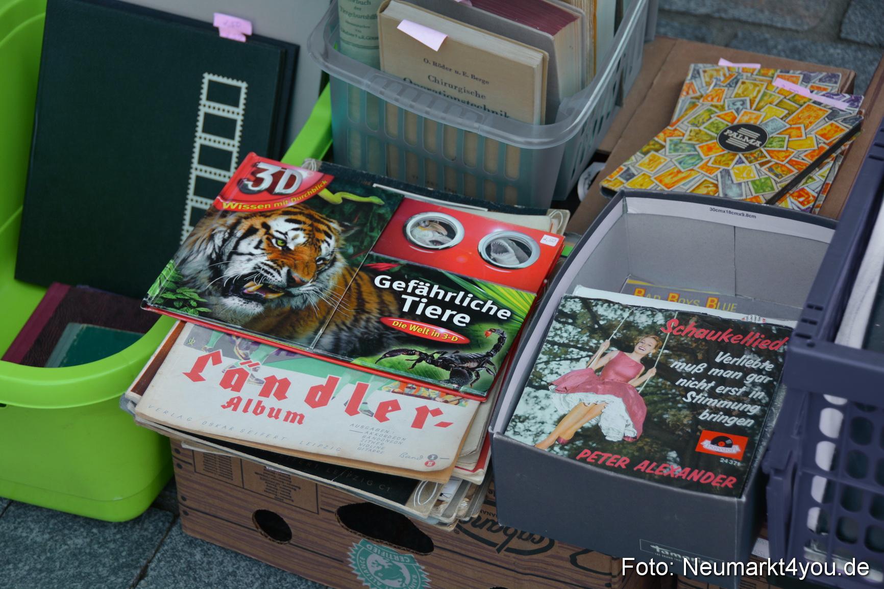 Altstadt Flohmarkt Neumarkt 2017 0010