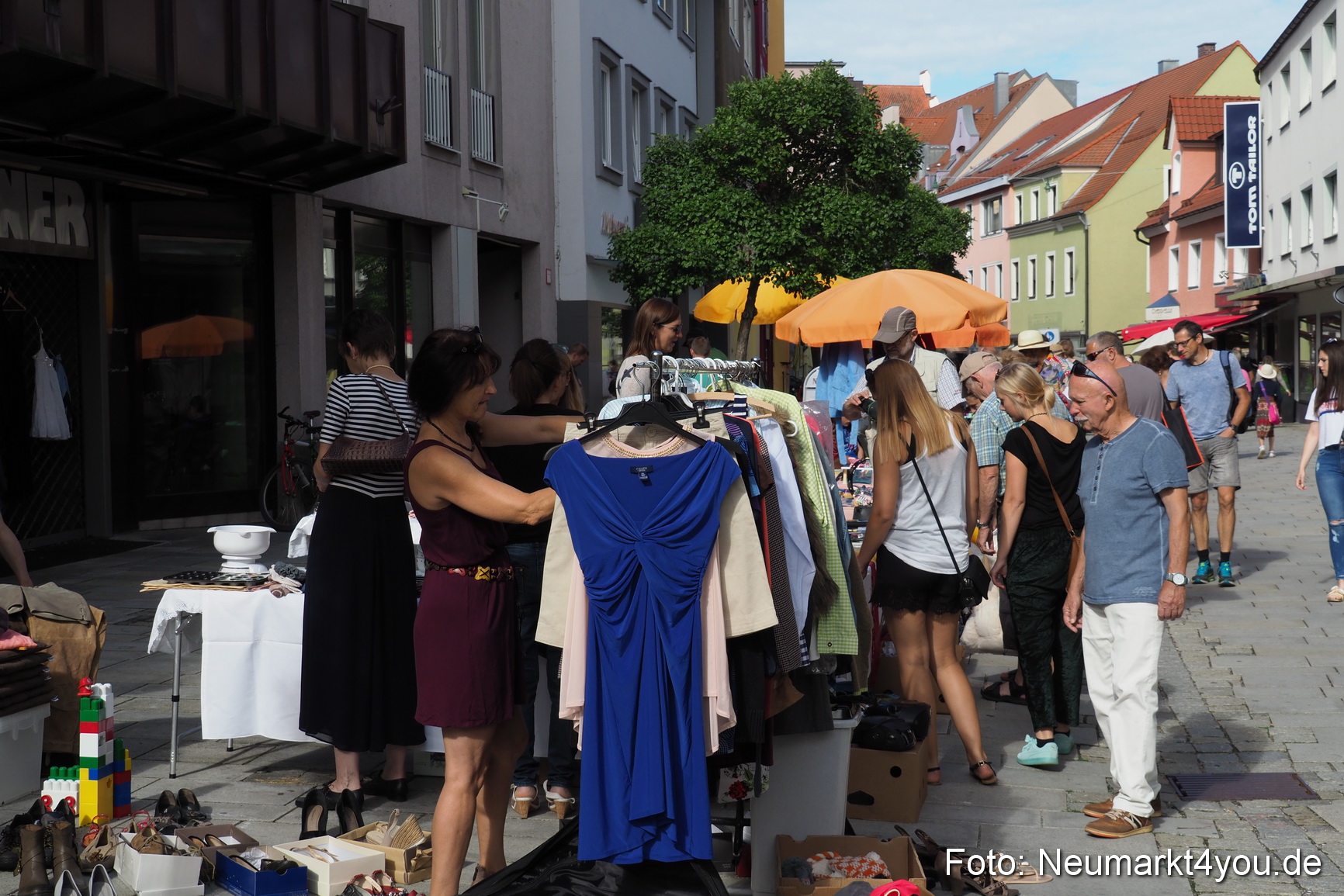 Altstadt Flohmarkt Neumarkt 2017 0016