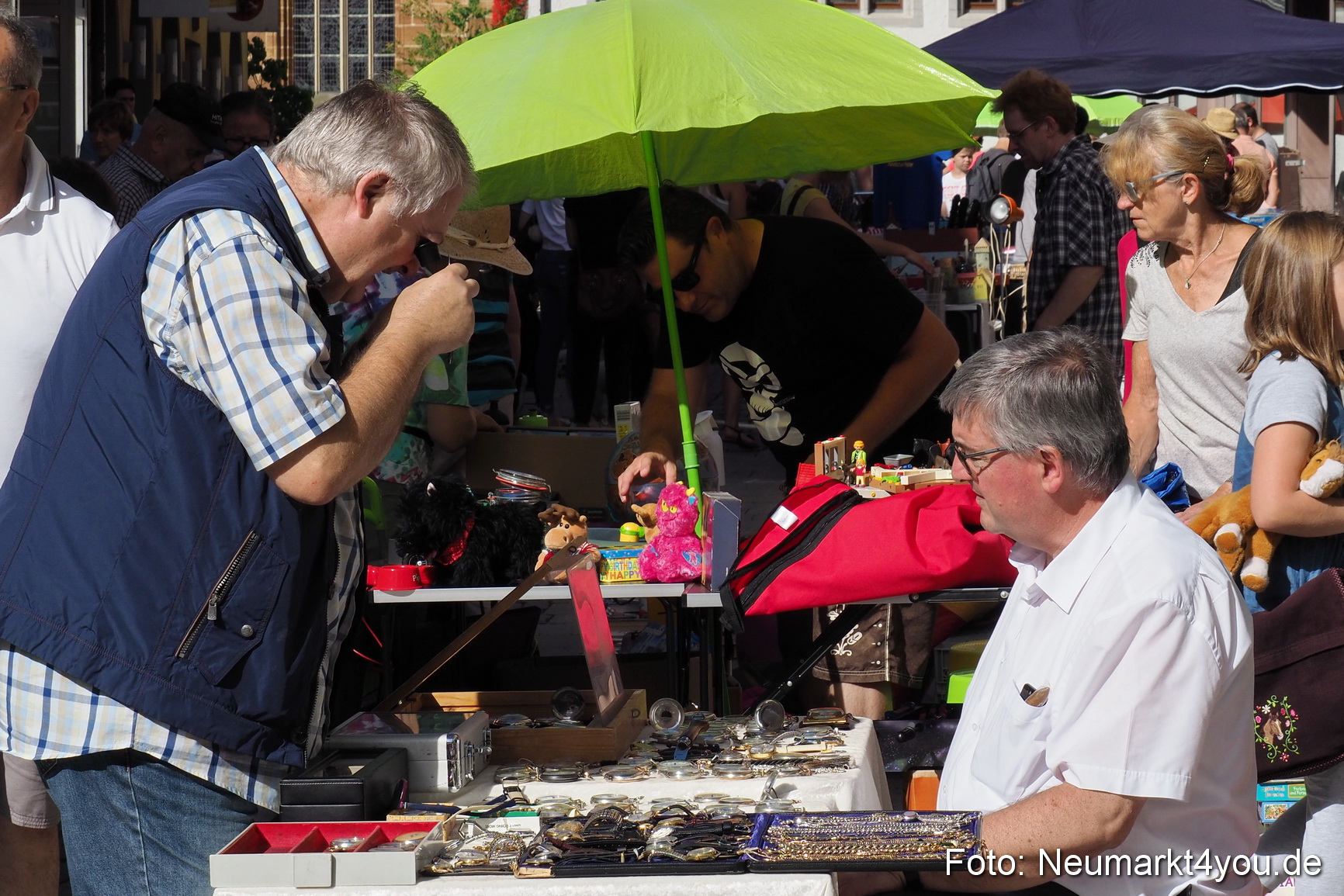 Altstadt Flohmarkt Neumarkt 2017 0020