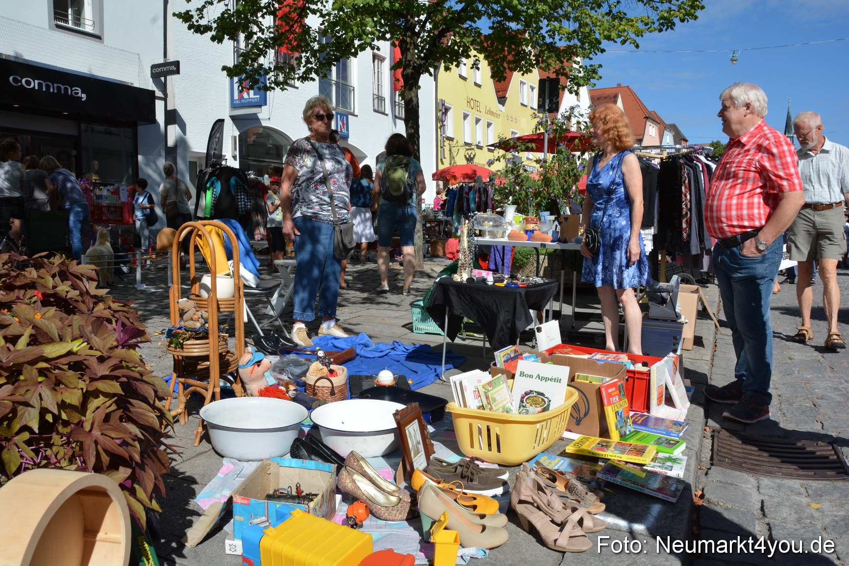 Altstadt Flohmarkt Neumarkt 2017 0042