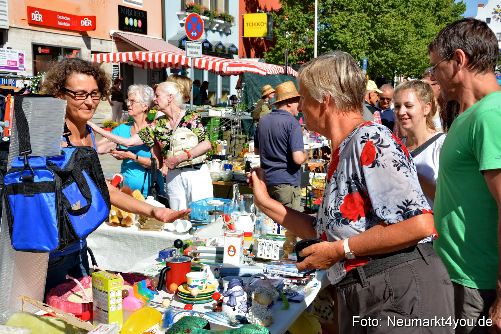 Altstadt Flohmarkt Neumarkt 2017 0057