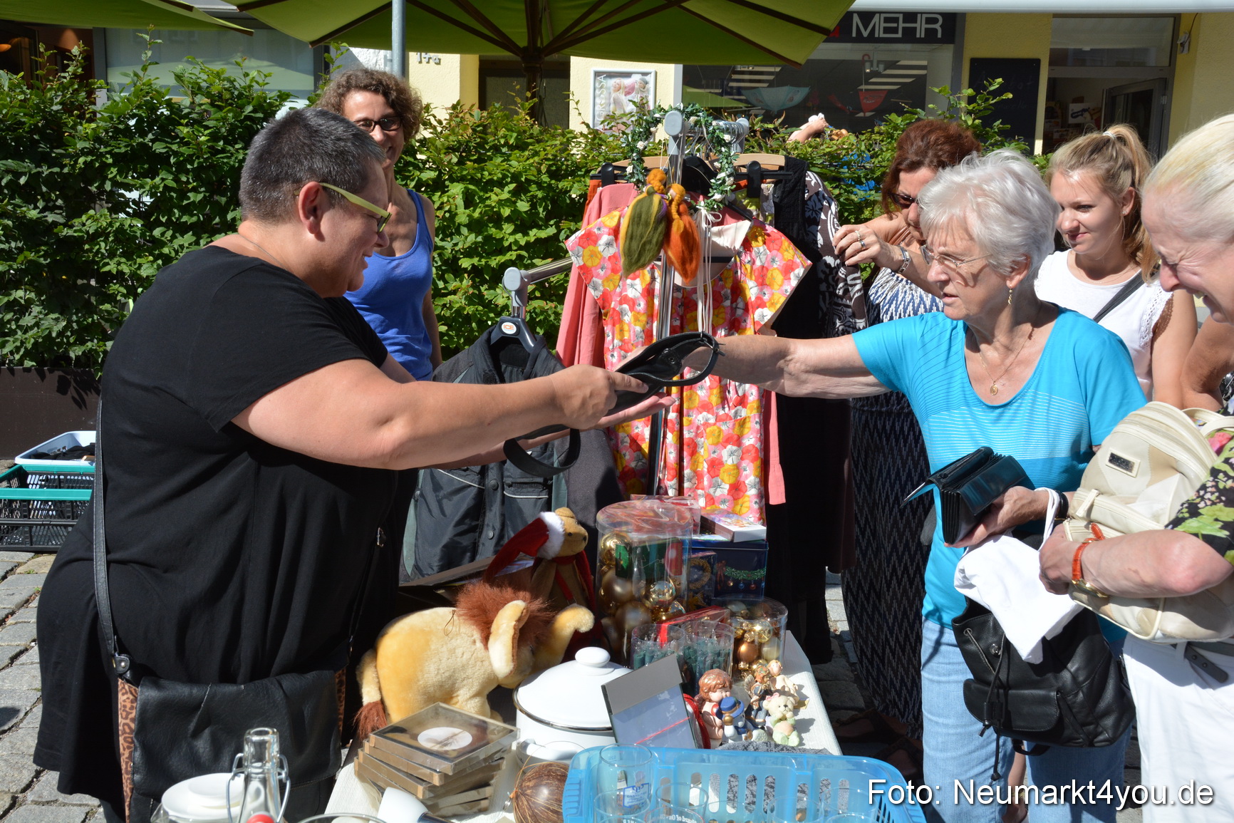 Altstadt Flohmarkt Neumarkt 2017 0060