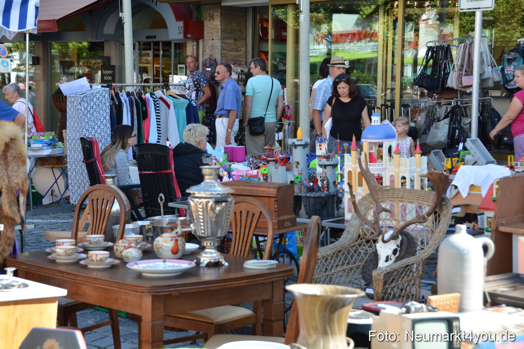 Altstadt Flohmarkt Neumarkt 2017 0063