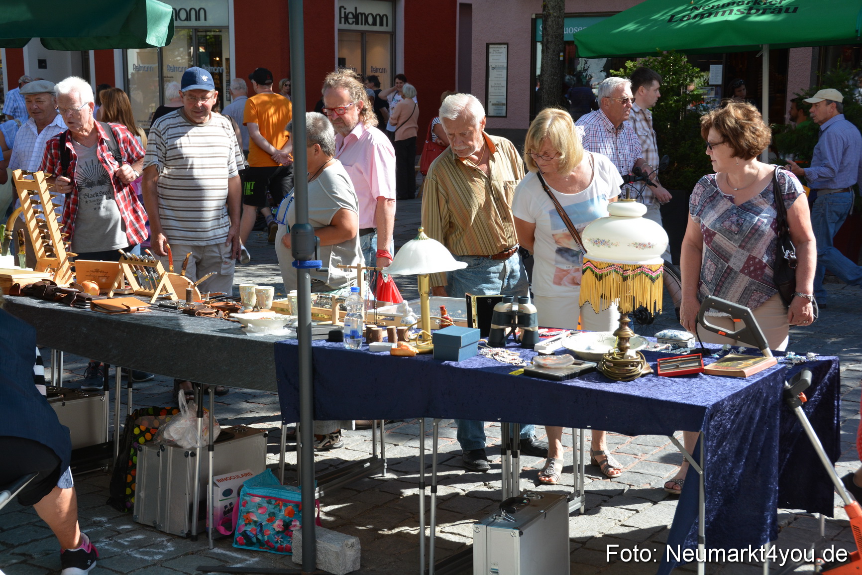Altstadt Flohmarkt Neumarkt 2017 0069