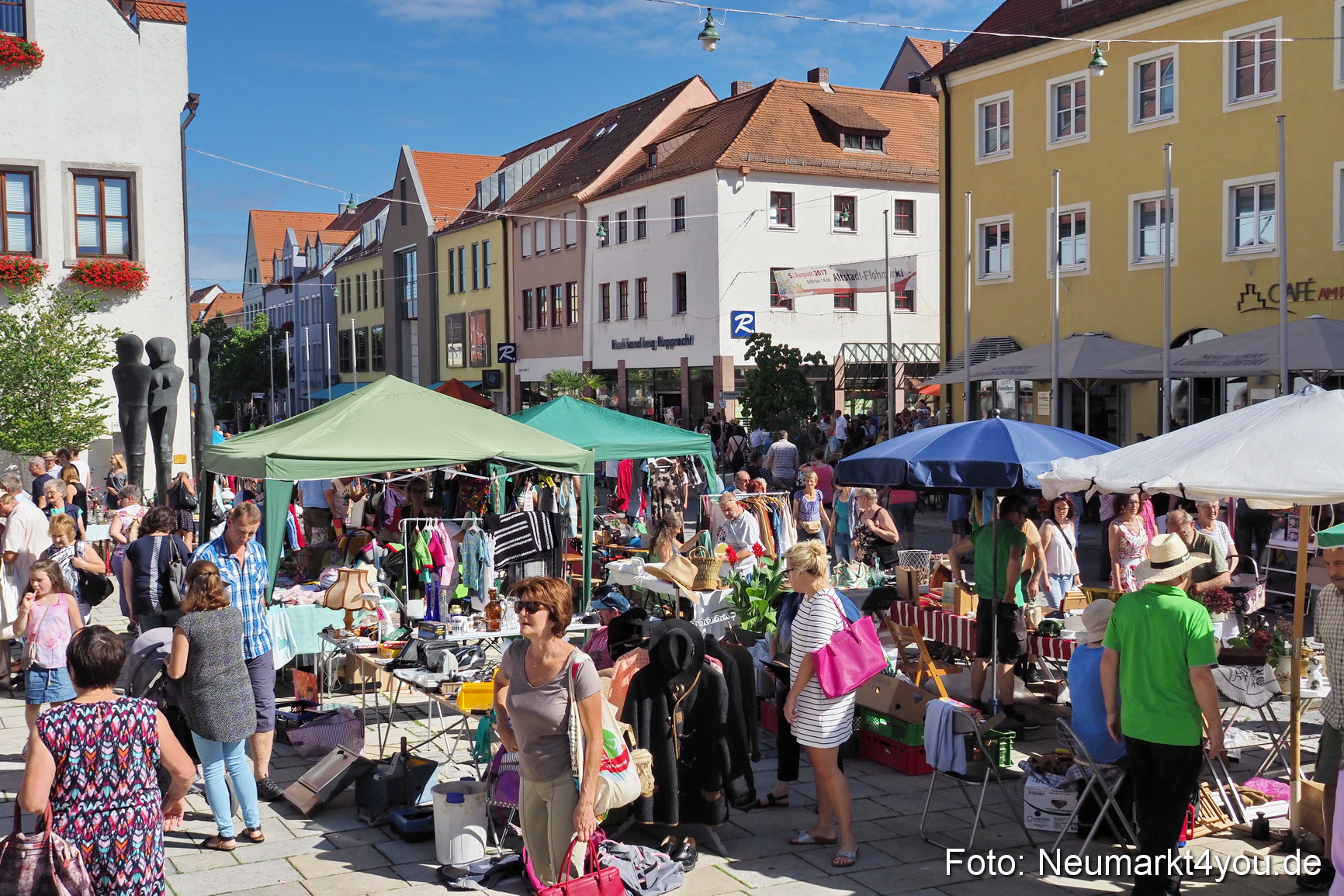 Altstadt Flohmarkt Neumarkt 2017 0072