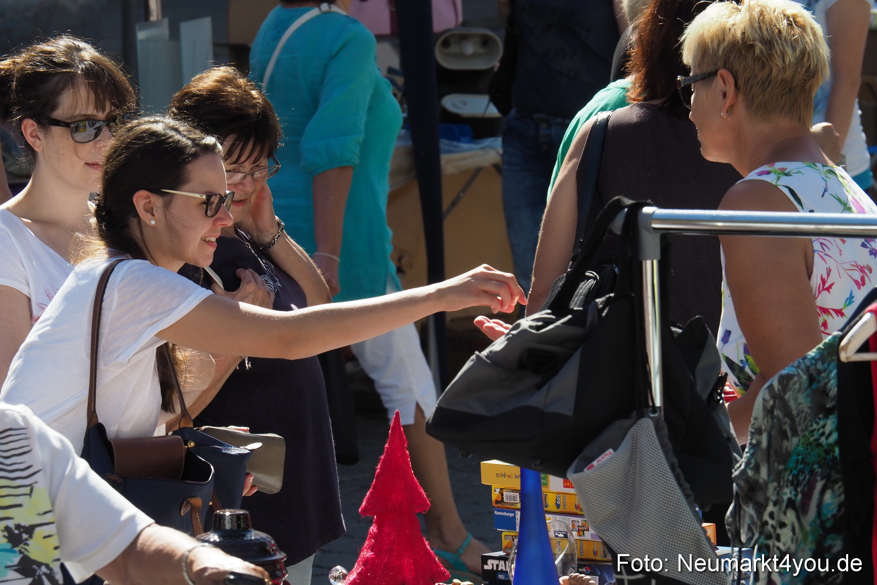 Altstadt Flohmarkt Neumarkt 2017 0081