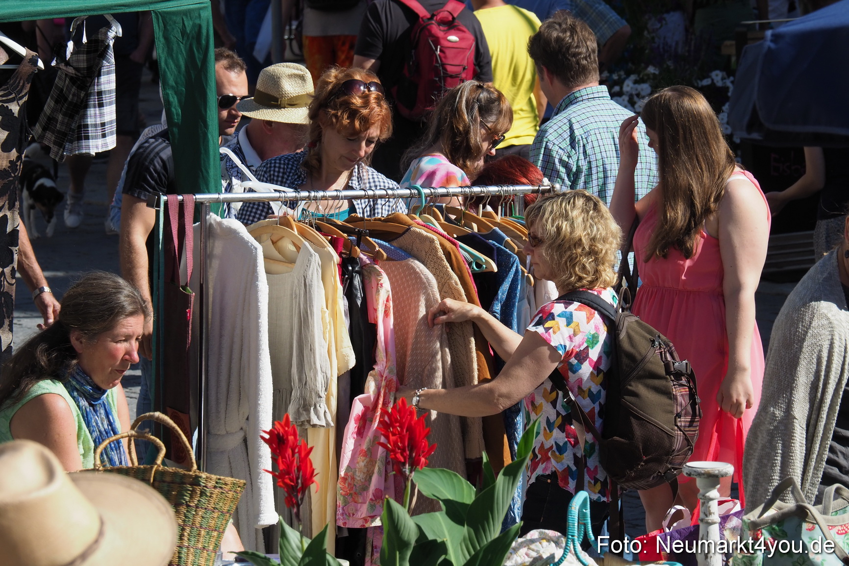 Altstadt Flohmarkt Neumarkt 2017 0082