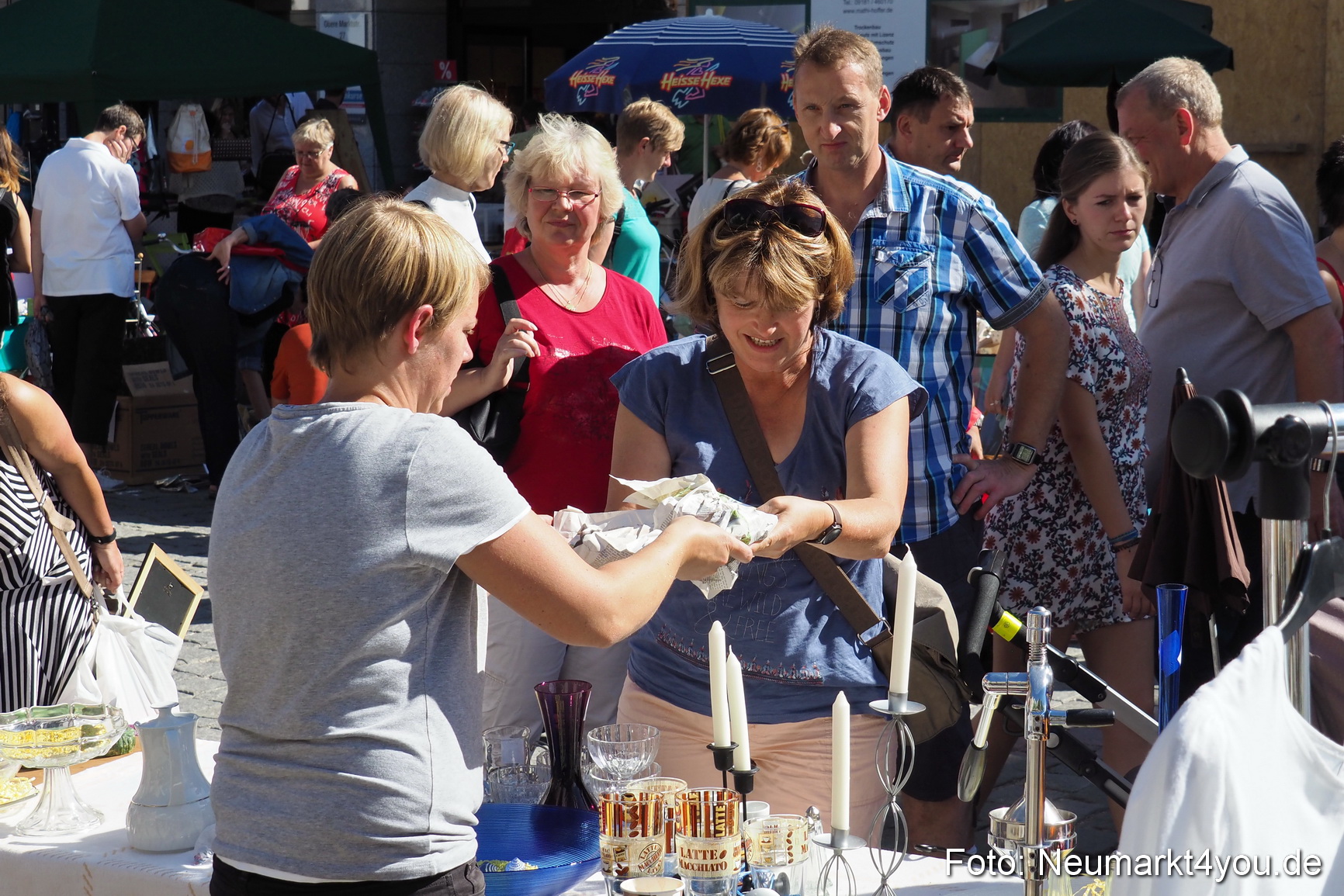 Altstadt Flohmarkt Neumarkt 2017 0087