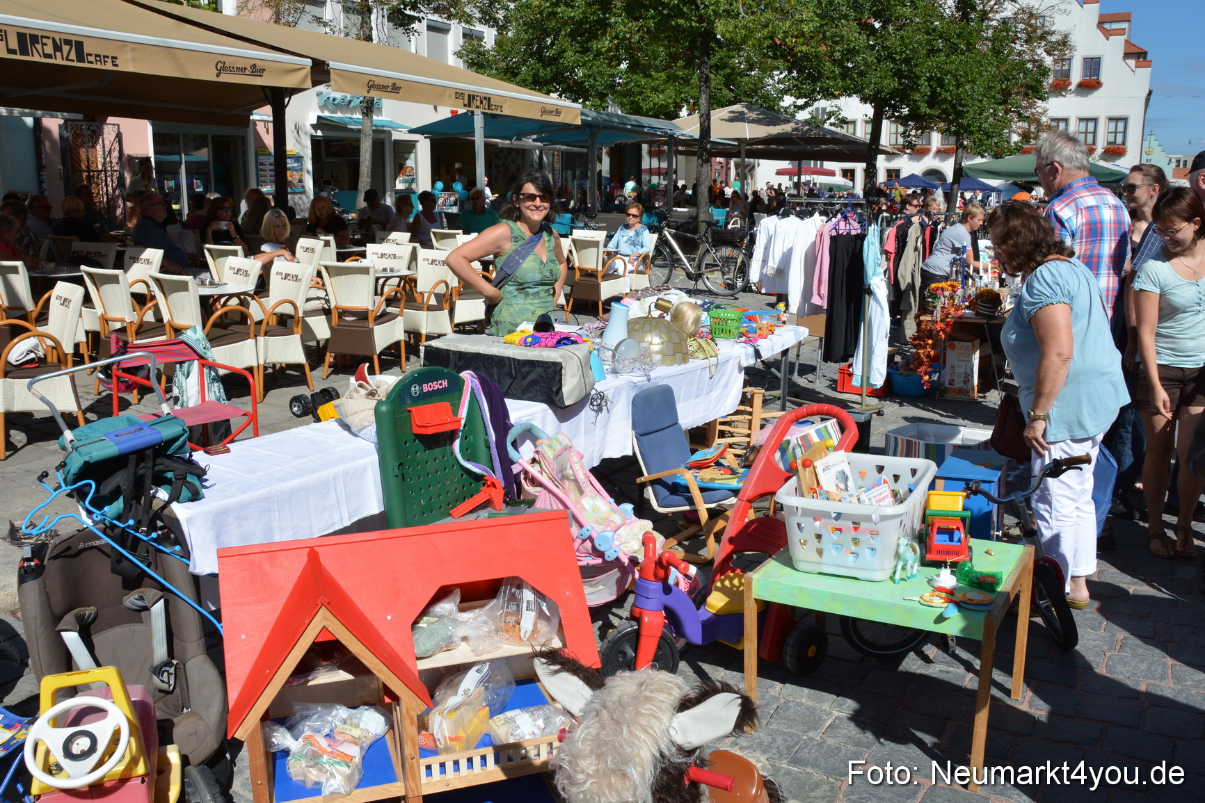 Altstadt Flohmarkt Neumarkt 2017 0095