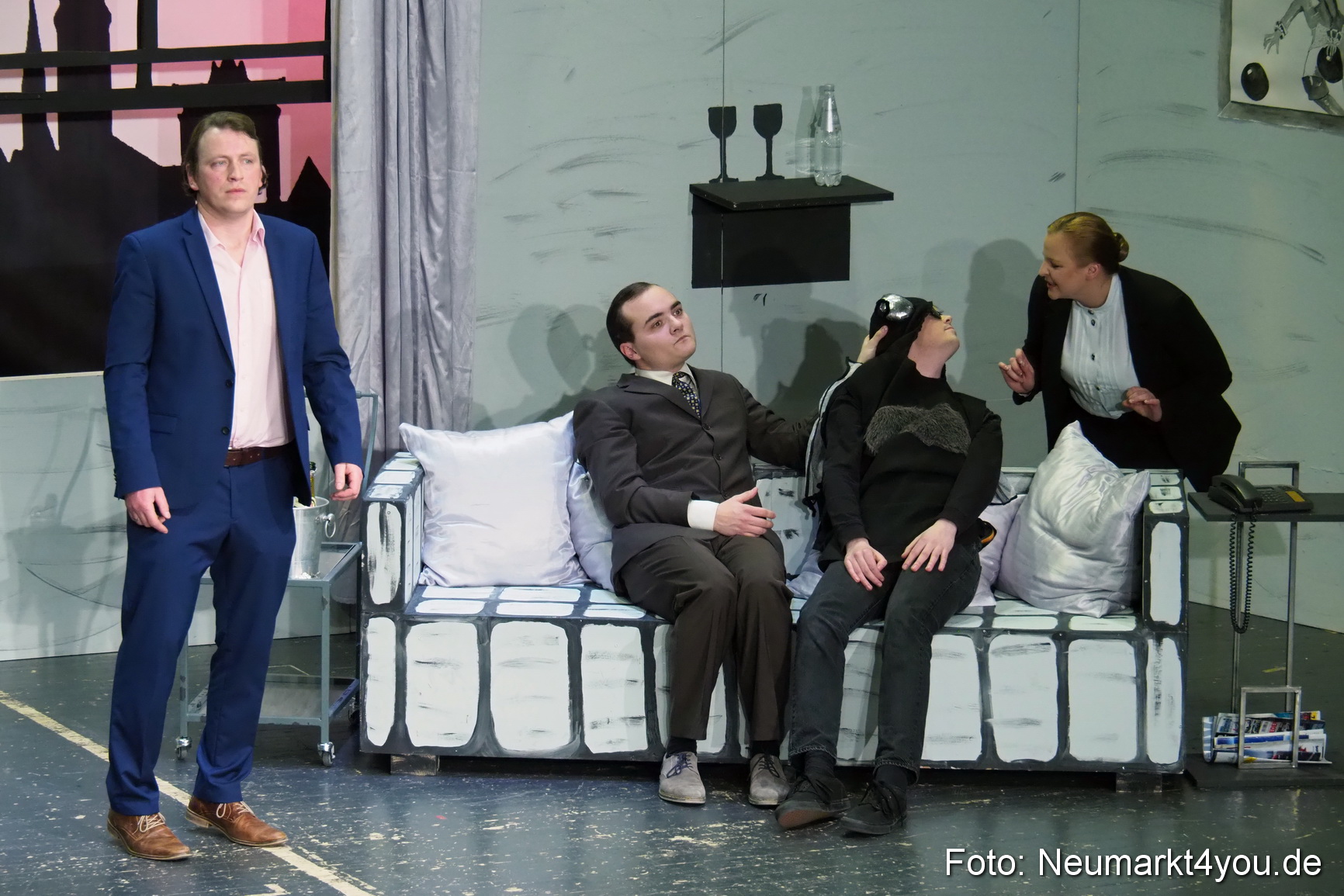 Schloss Spiele Neumarkt Ausser Kontrolle 130117 0062