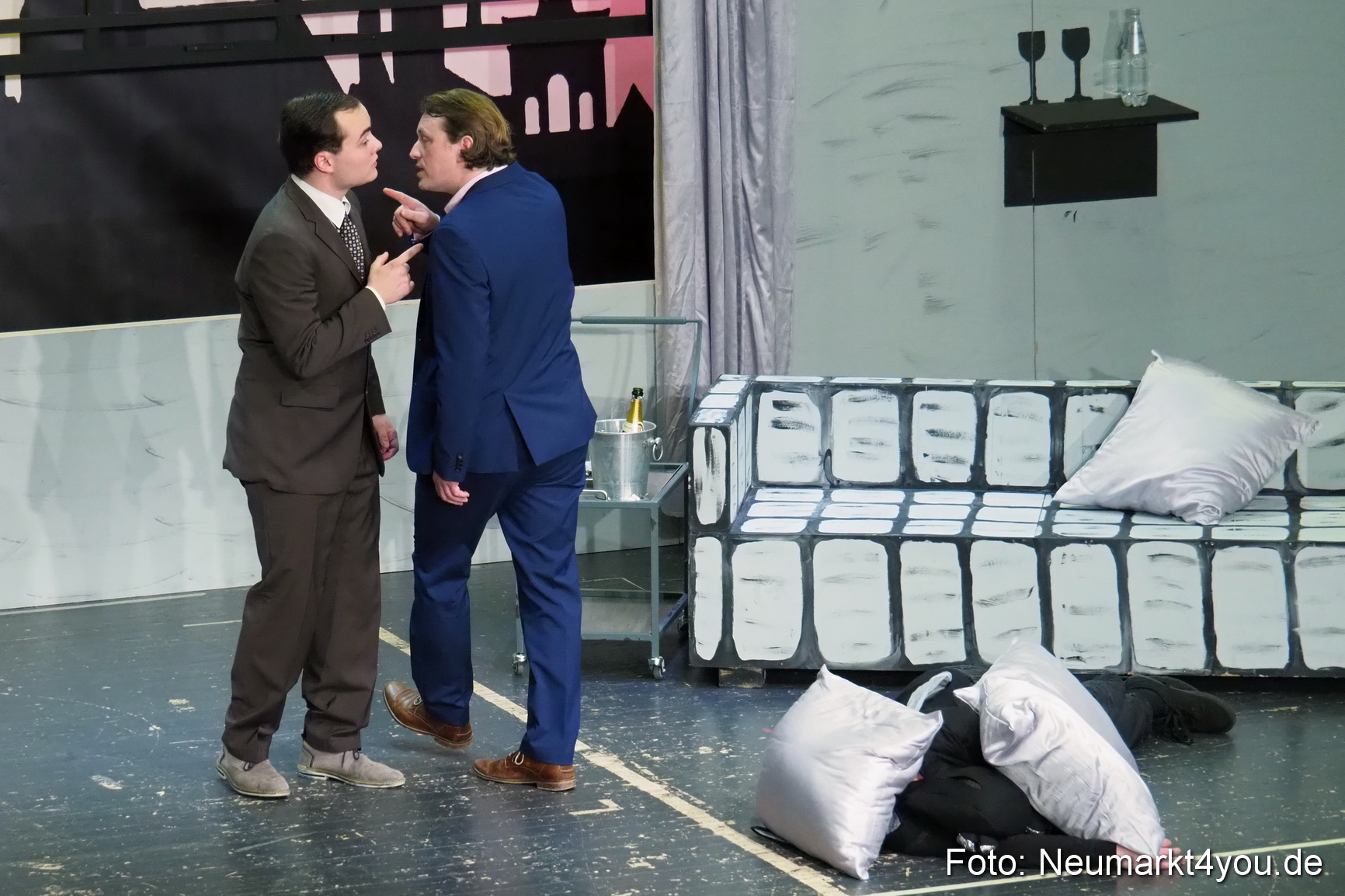 Schloss Spiele Neumarkt Ausser Kontrolle 130117 0064