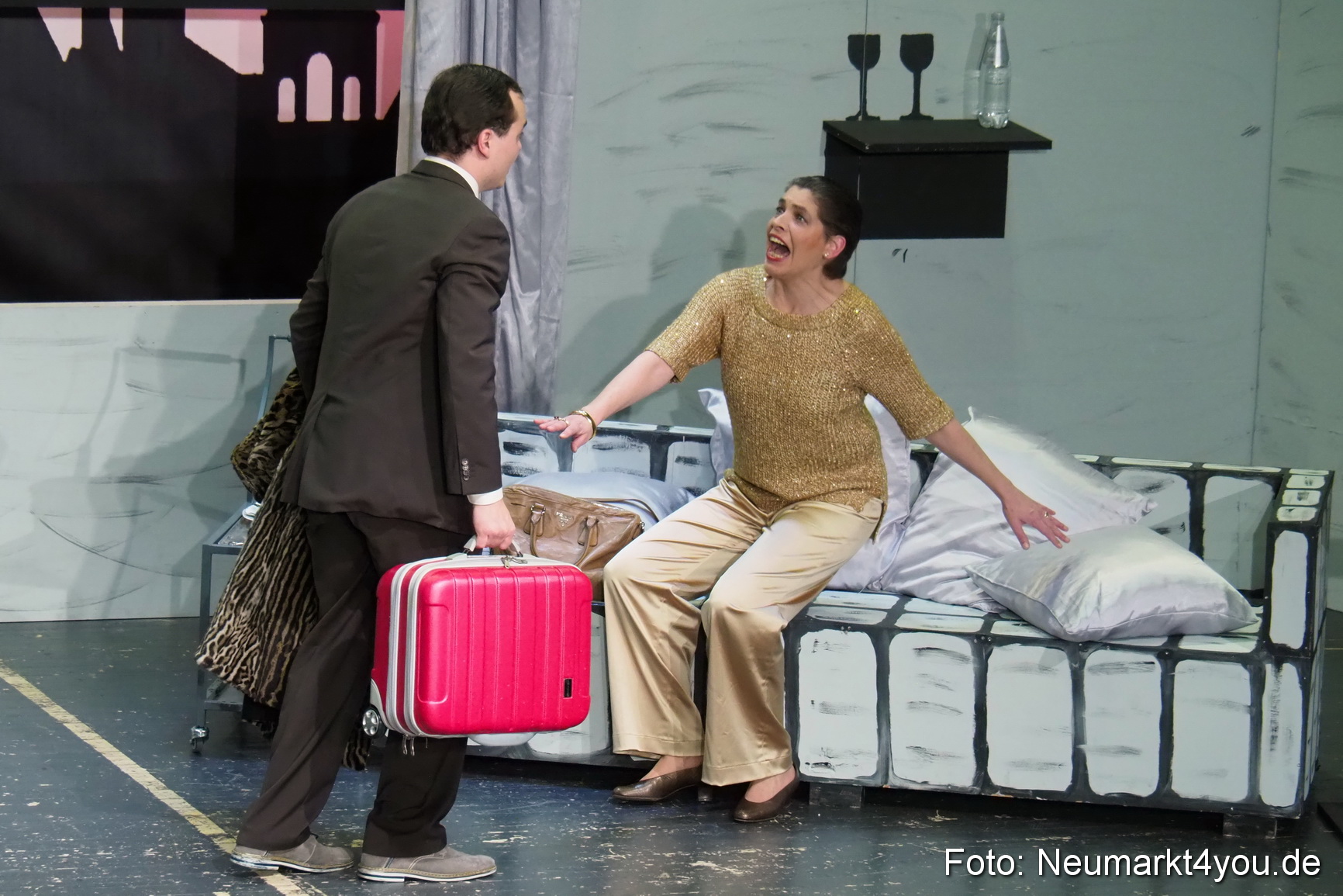 Schloss Spiele Neumarkt Ausser Kontrolle 130117 0104