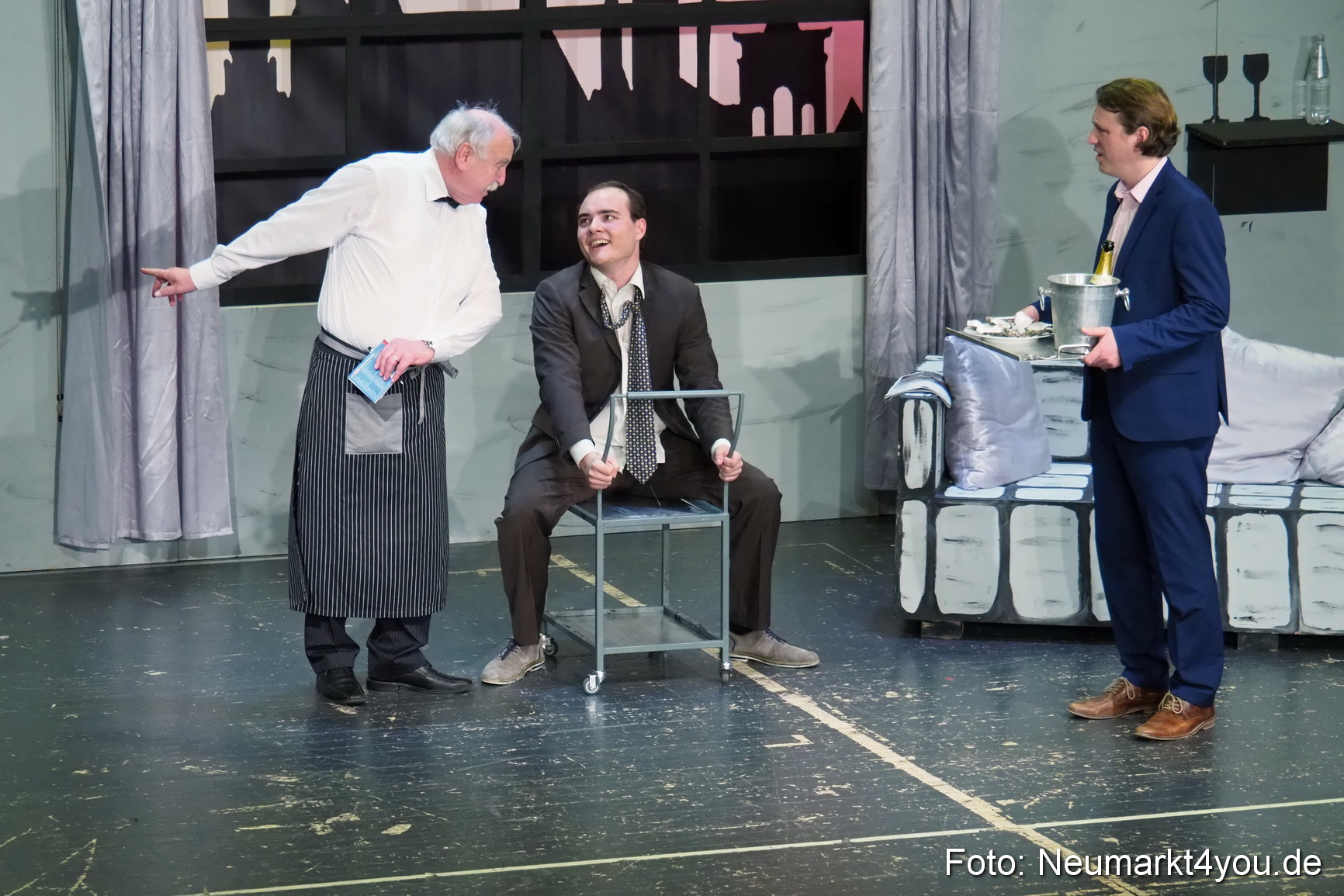 Schloss Spiele Neumarkt Ausser Kontrolle 130117 0134