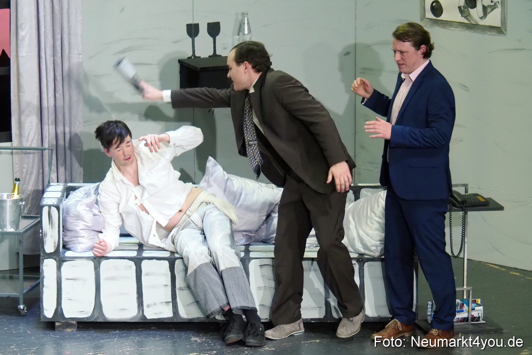 Schloss Spiele Neumarkt Ausser Kontrolle 130117 0168