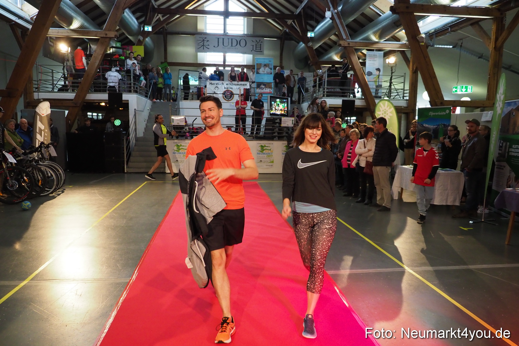 Modenschau Fruehlingsfest 2017 0011