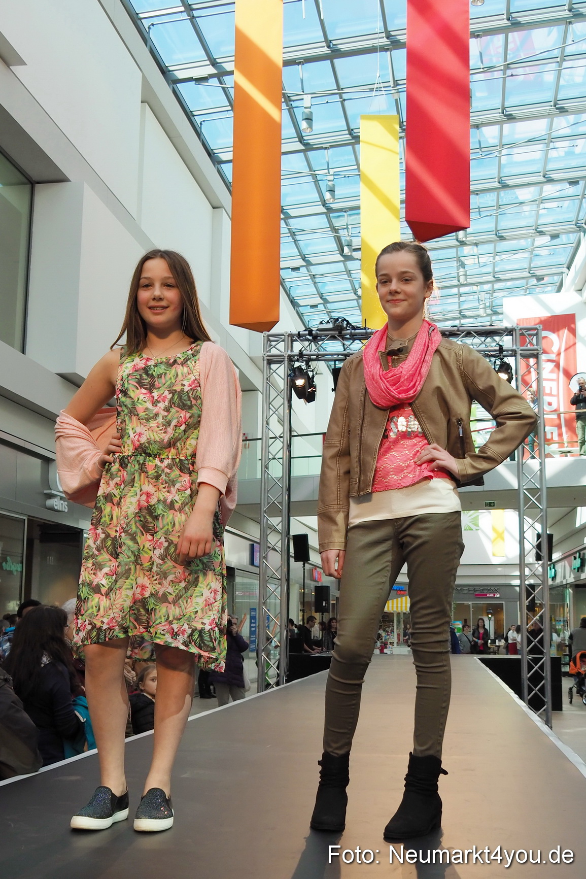 Modenschau NeuerMarkt Fruehjahr 2017 0014
