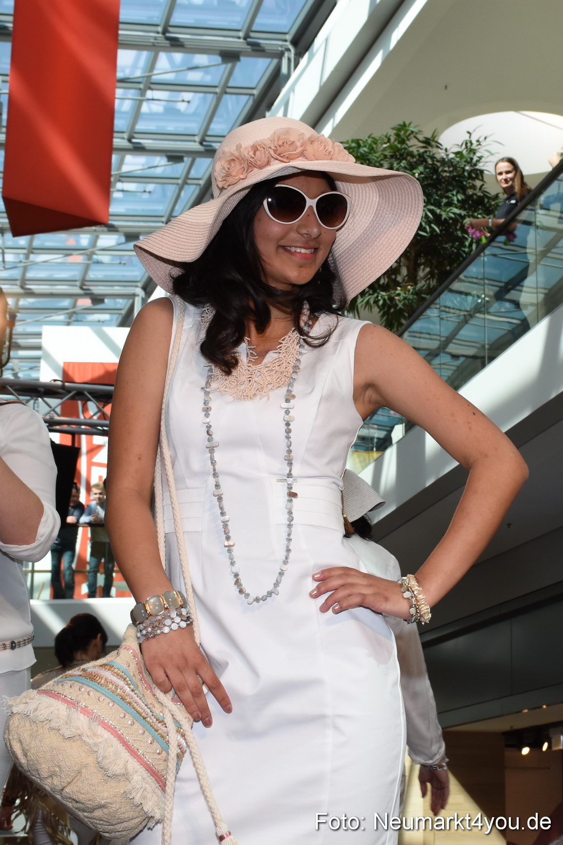 Modenschau NeuerMarkt Fruehjahr 2017 0022