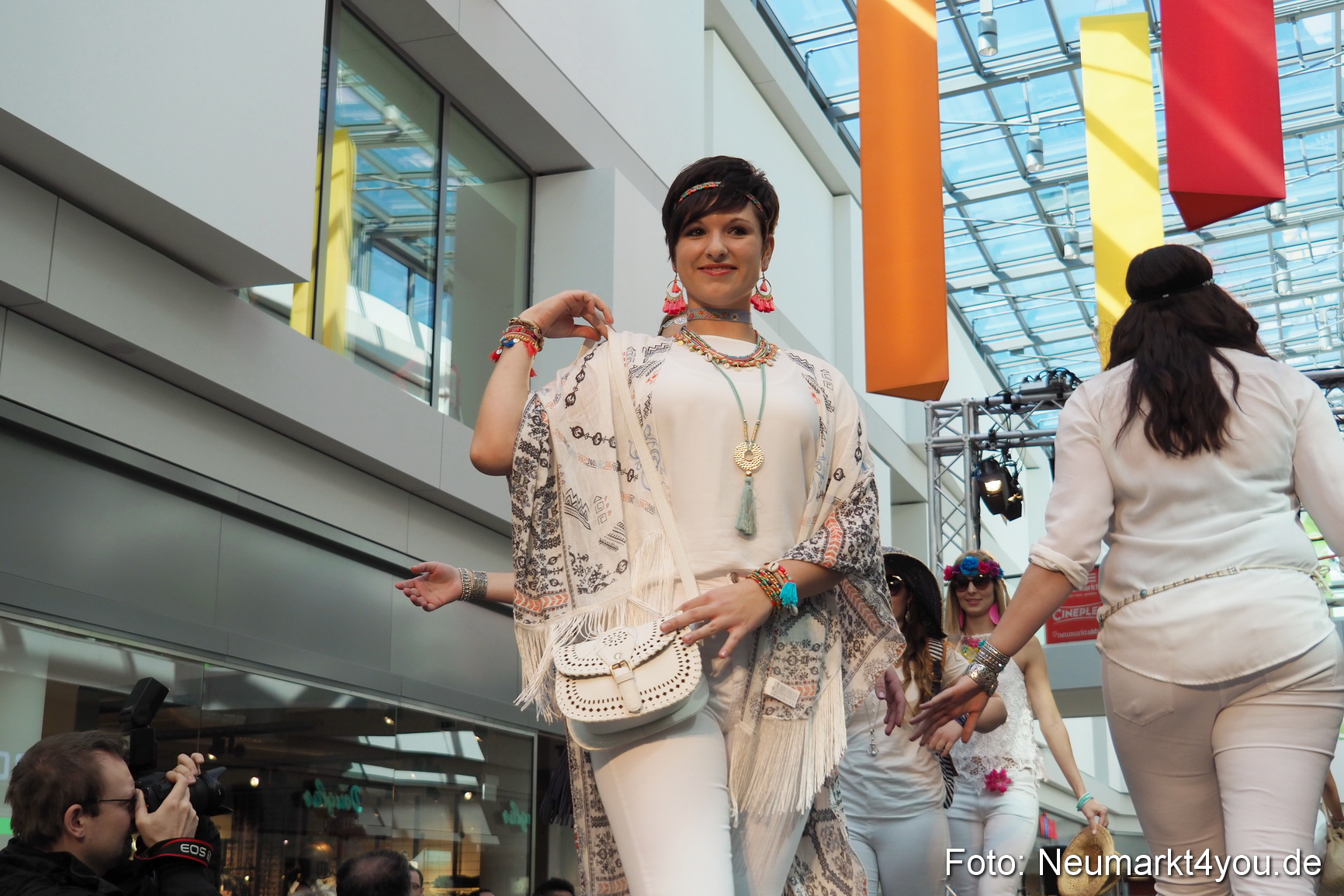 Modenschau NeuerMarkt Fruehjahr 2017 0025