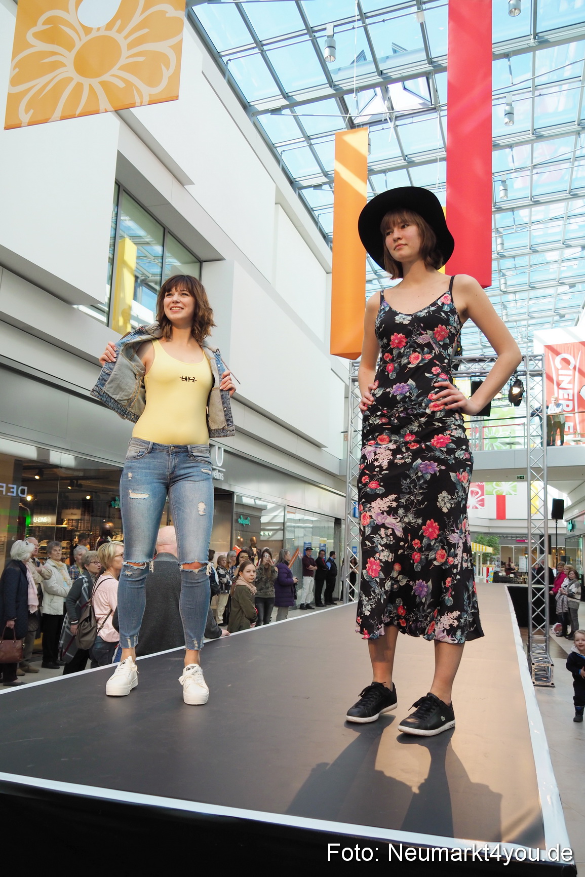 Modenschau NeuerMarkt Fruehjahr 2017 0174