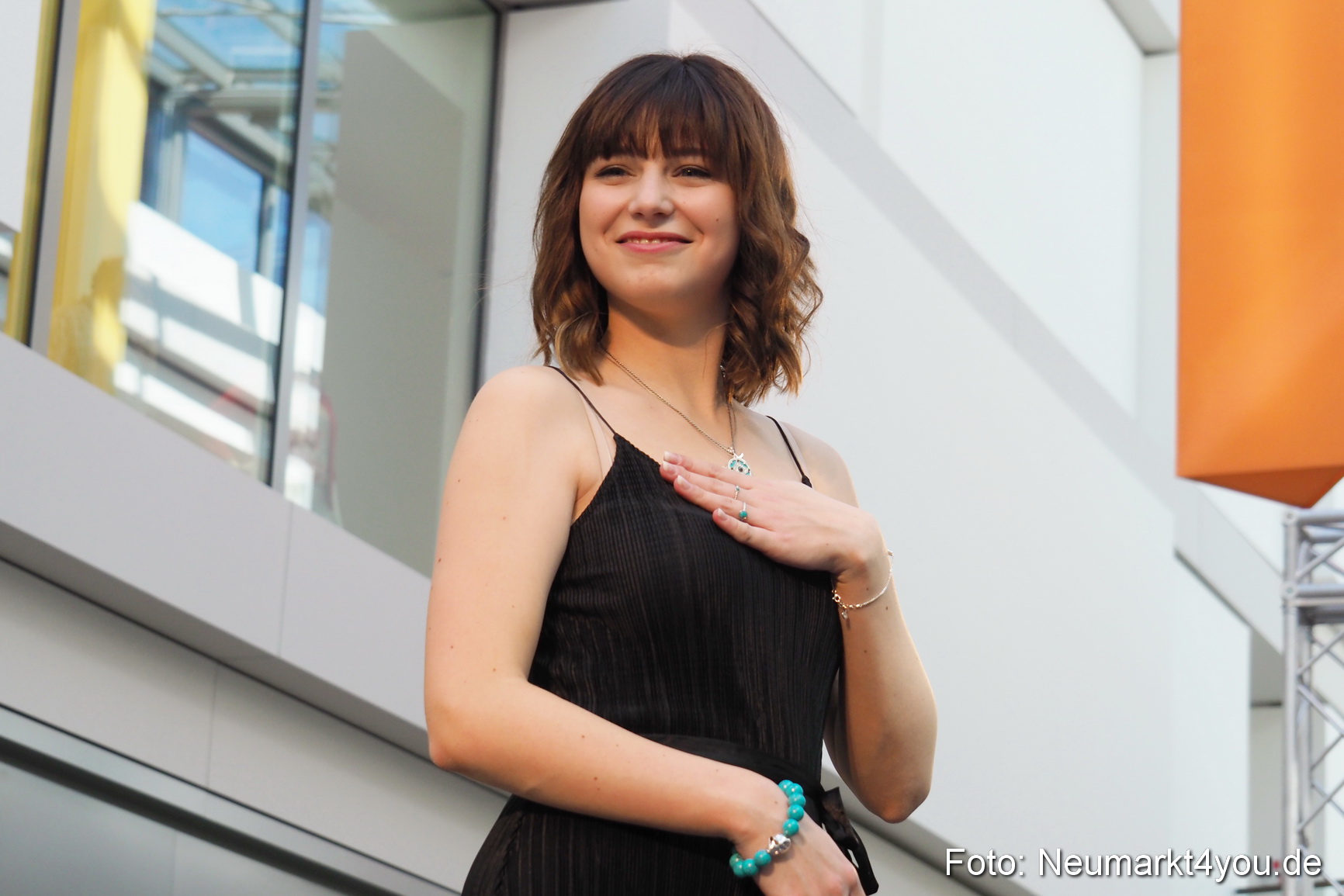 Modenschau NeuerMarkt Fruehjahr 2017 0188