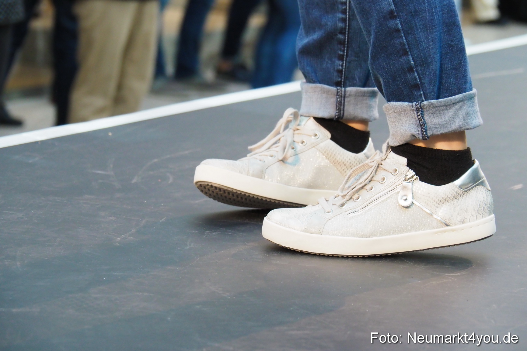 Modenschau NeuerMarkt Fruehjahr 2017 0211