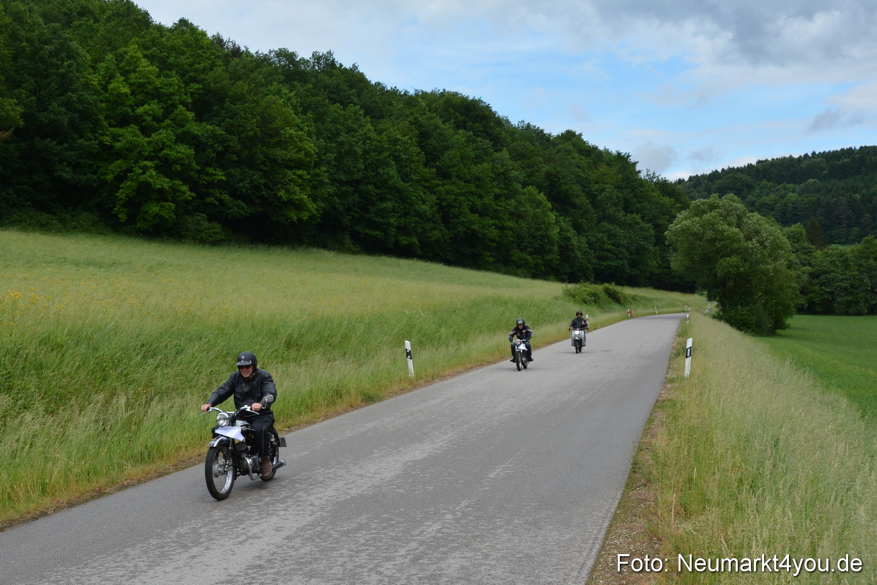 Oldtimertreffen Neumarkt Strecke 040617 0015