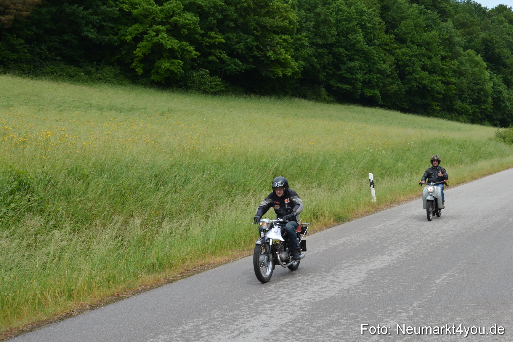 Oldtimertreffen Neumarkt Strecke 040617 0016