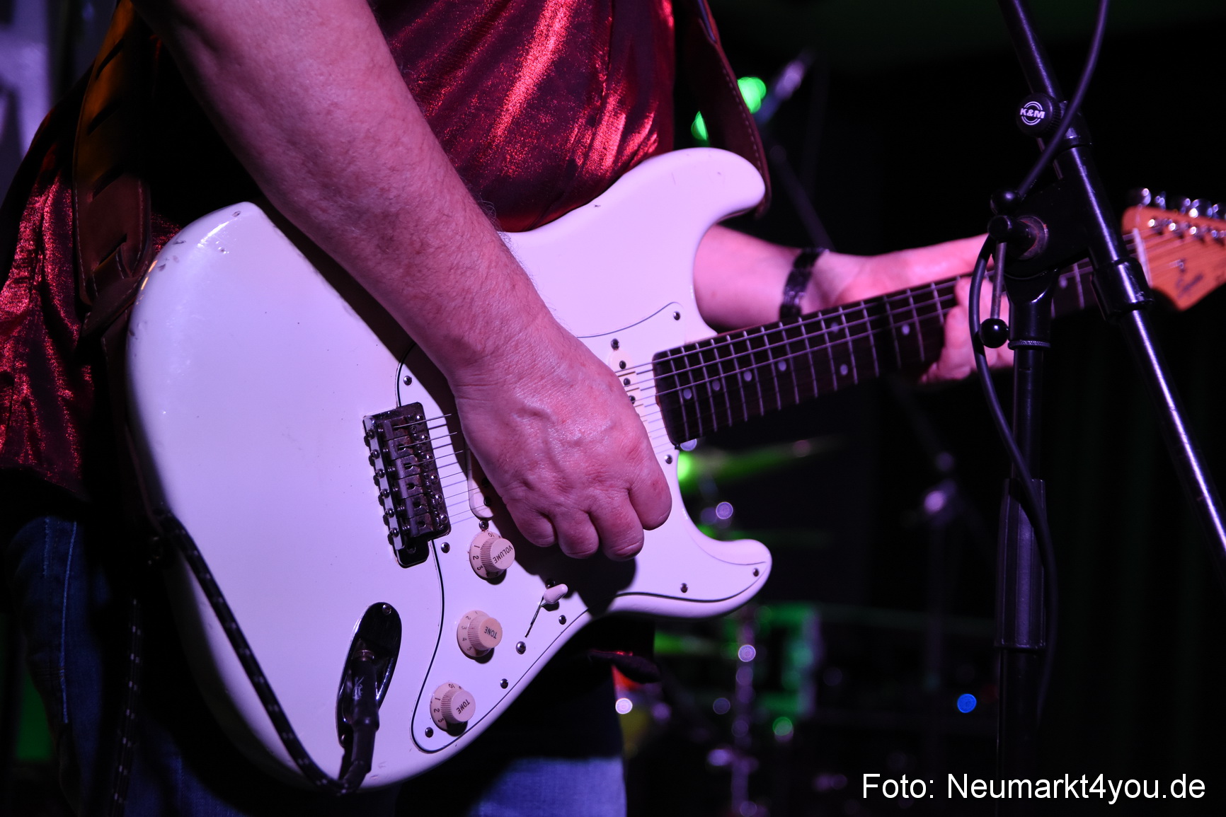 Rob Tognoni Kish Postbauer Heng 100217 0067