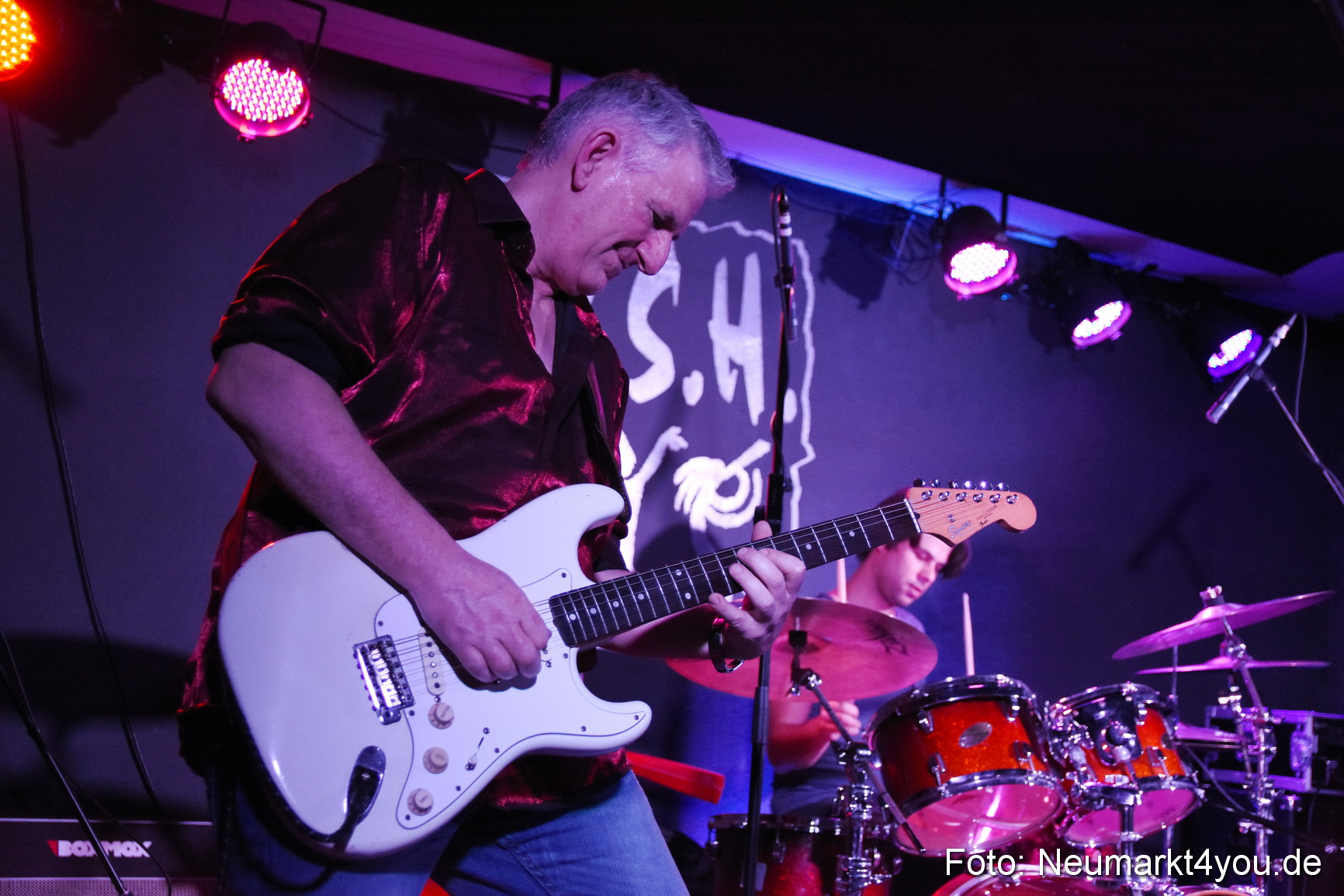 Rob Tognoni Kish Postbauer Heng 100217 0070