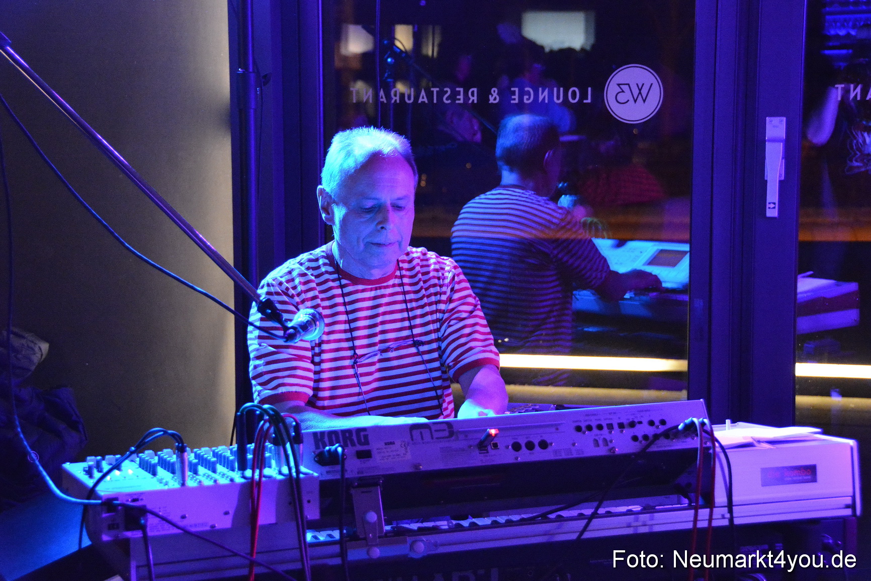 Weiberfasching Neumarkt 230217 0005