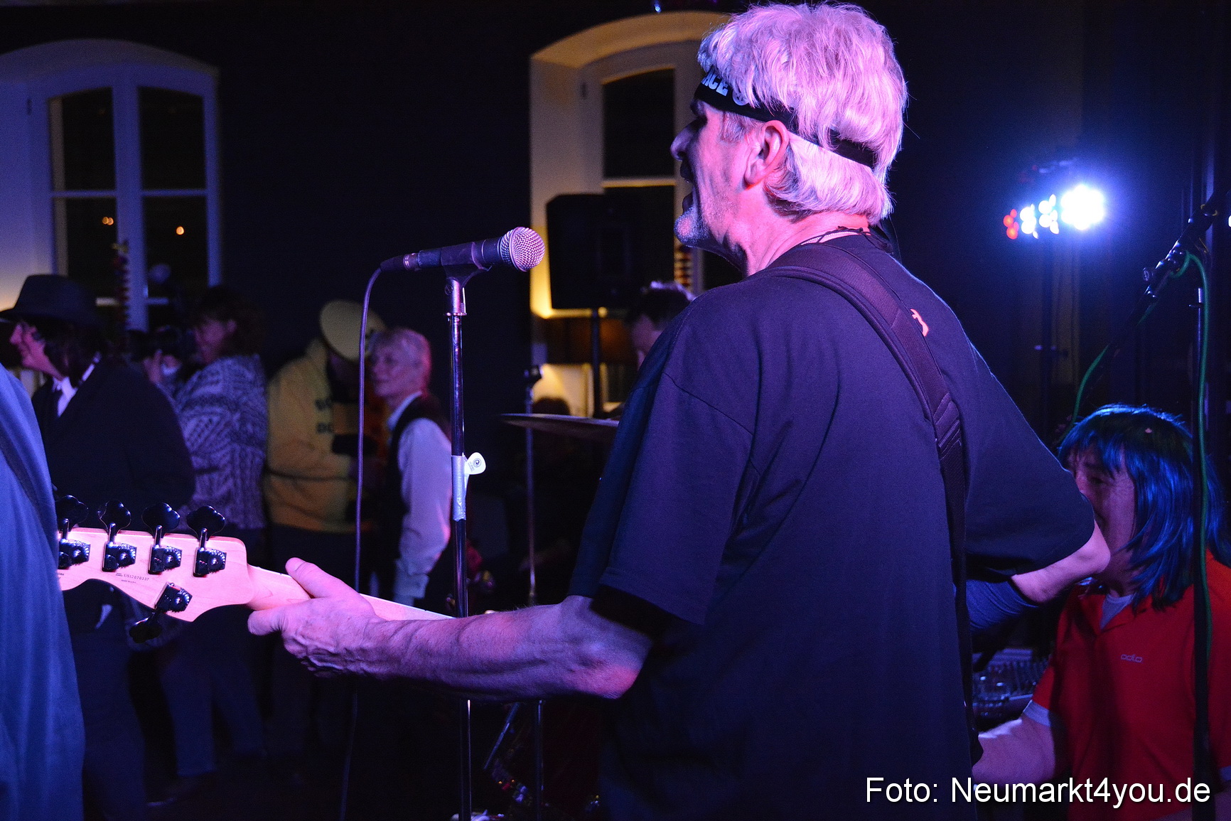 Weiberfasching Neumarkt 230217 0023