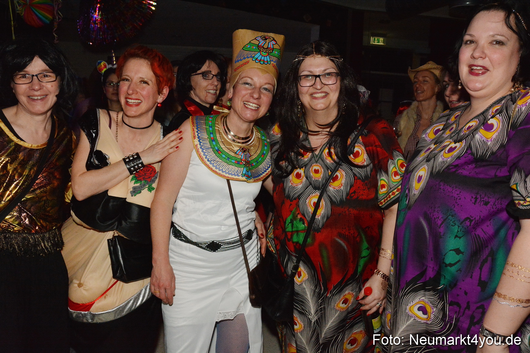 Weiberfasching Neumarkt 230217 0060