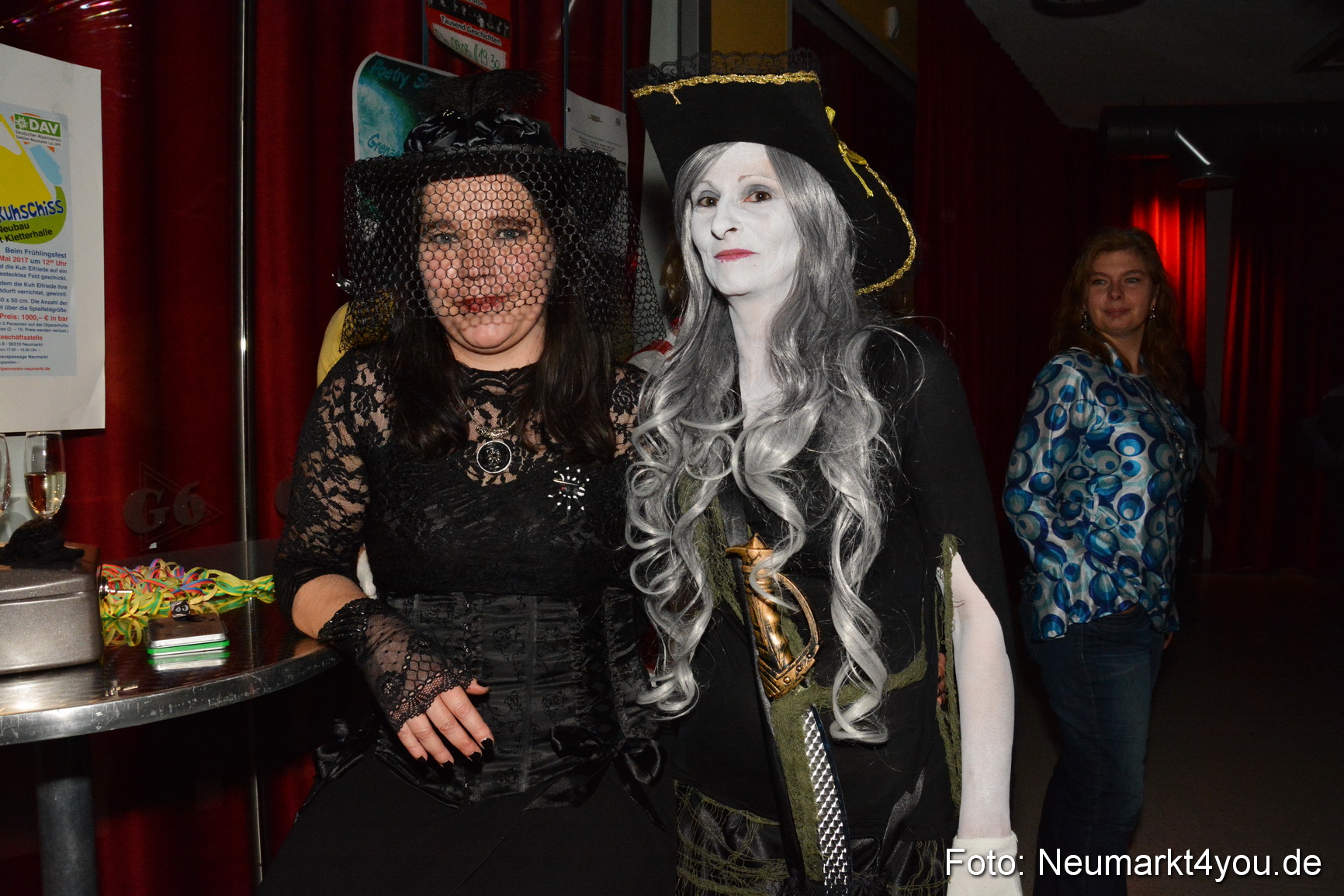 Weiberfasching Neumarkt 230217 0065