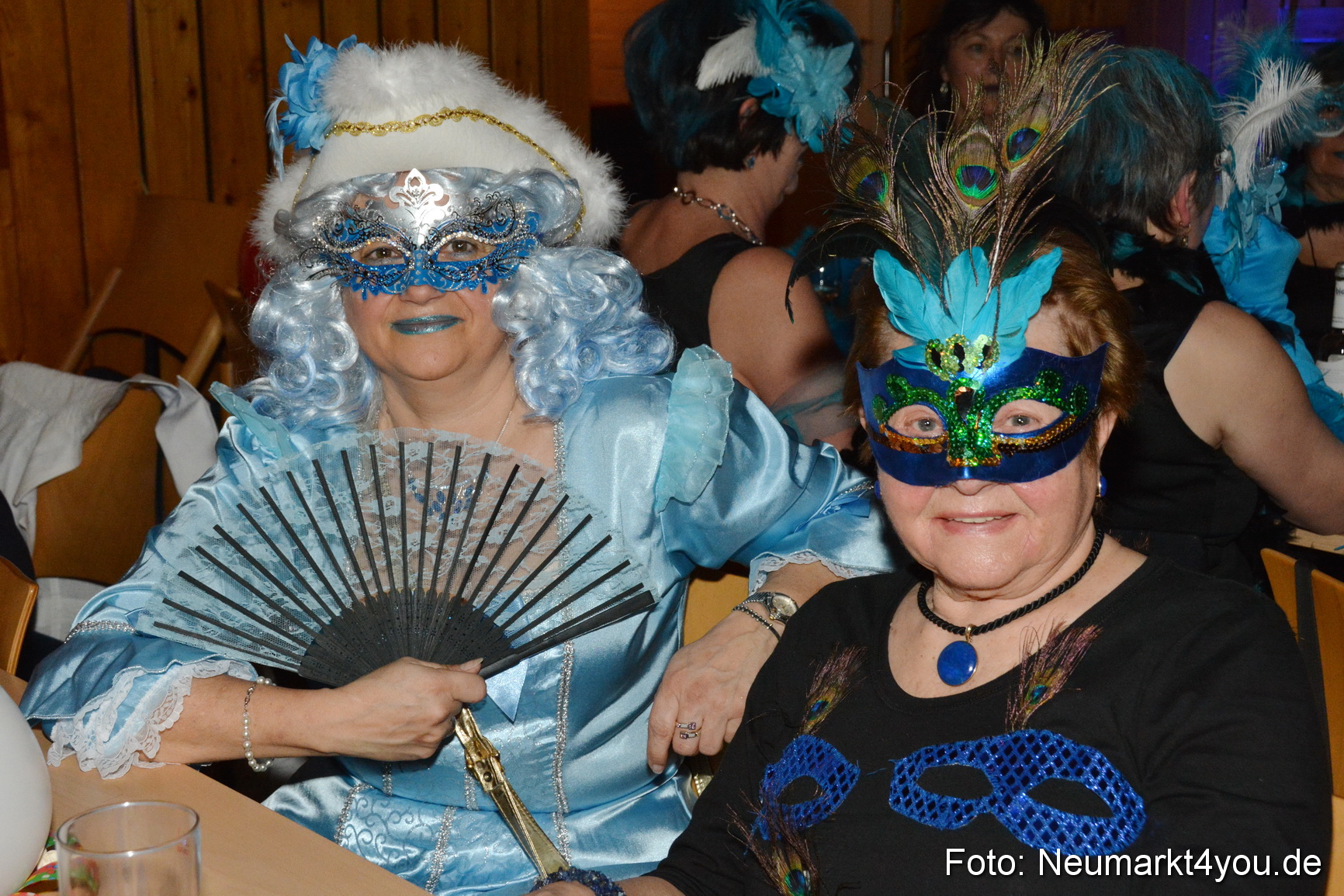 Weiberfasching Neumarkt 230217 0081