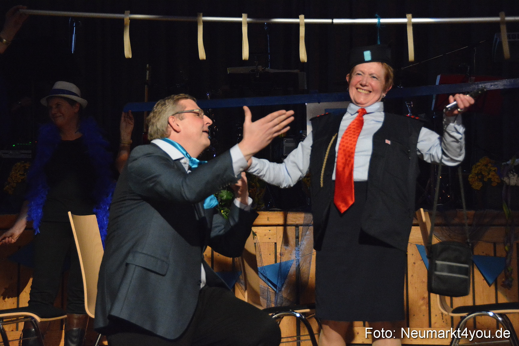 Weiberfasching Neumarkt 230217 0124