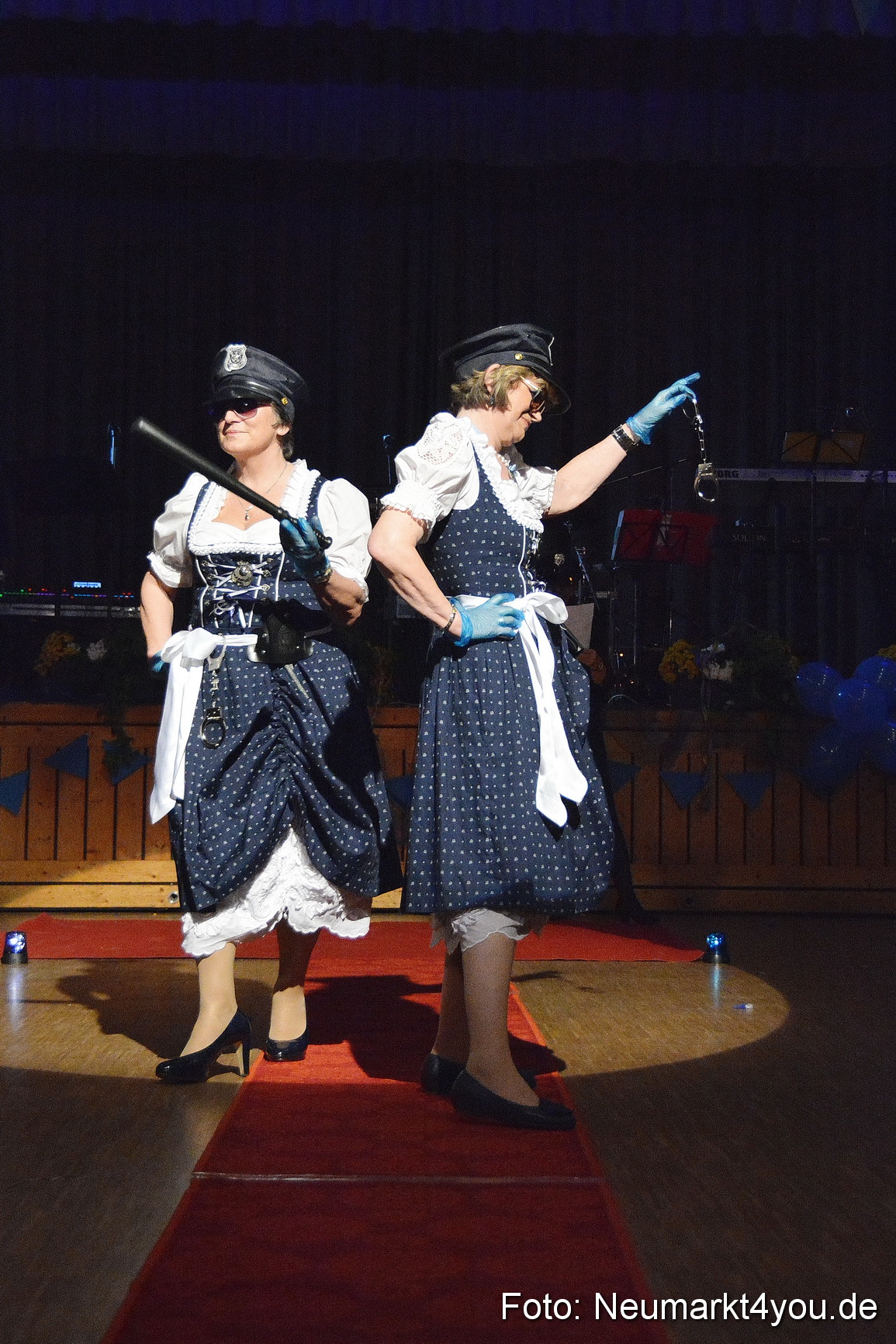 Weiberfasching Neumarkt 230217 0142