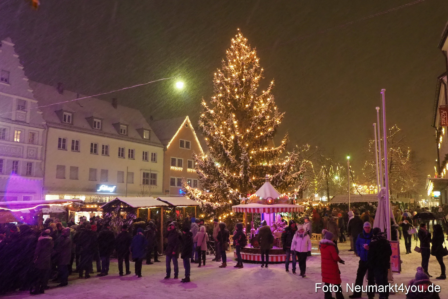 Weihnachtsmarkt Neumarkt 031217 0001