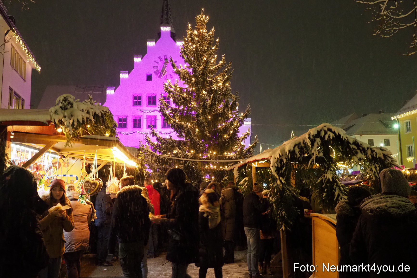 Weihnachtsmarkt Neumarkt 031217 0004