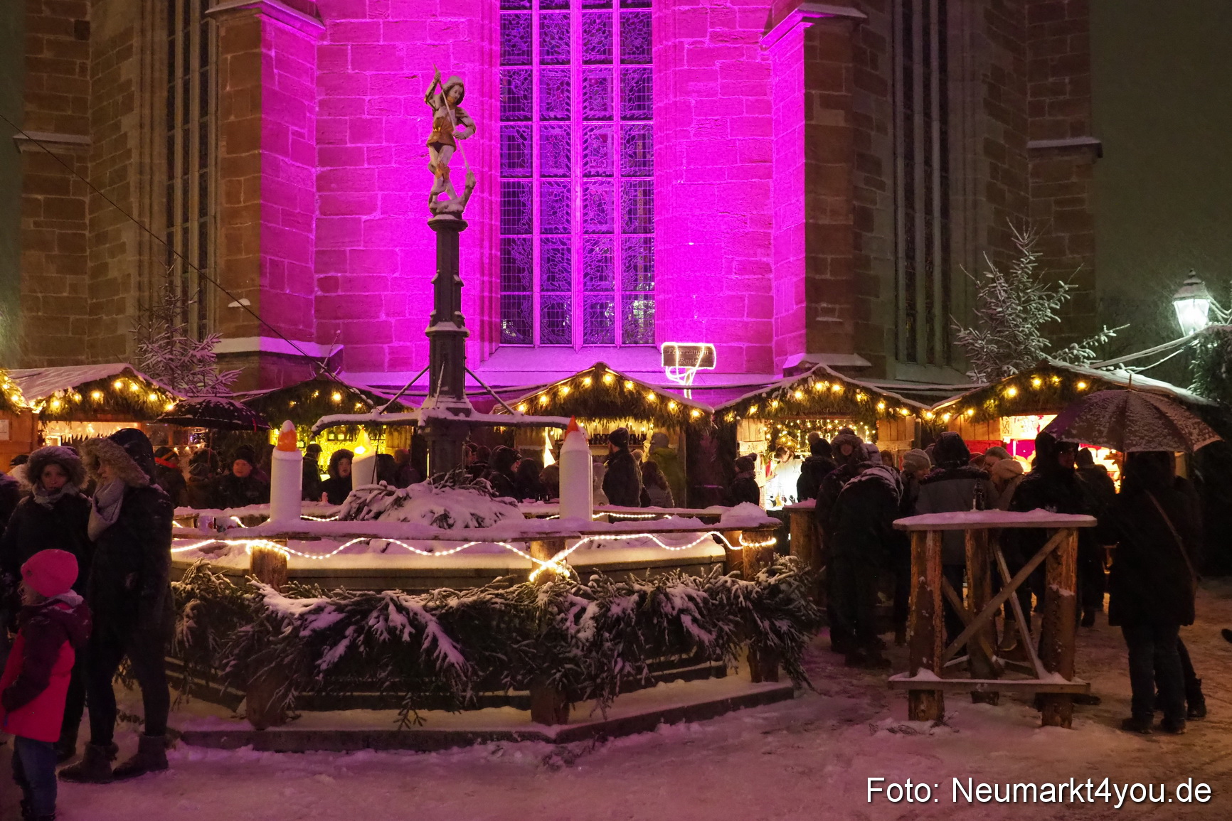 Weihnachtsmarkt Neumarkt 031217 0008
