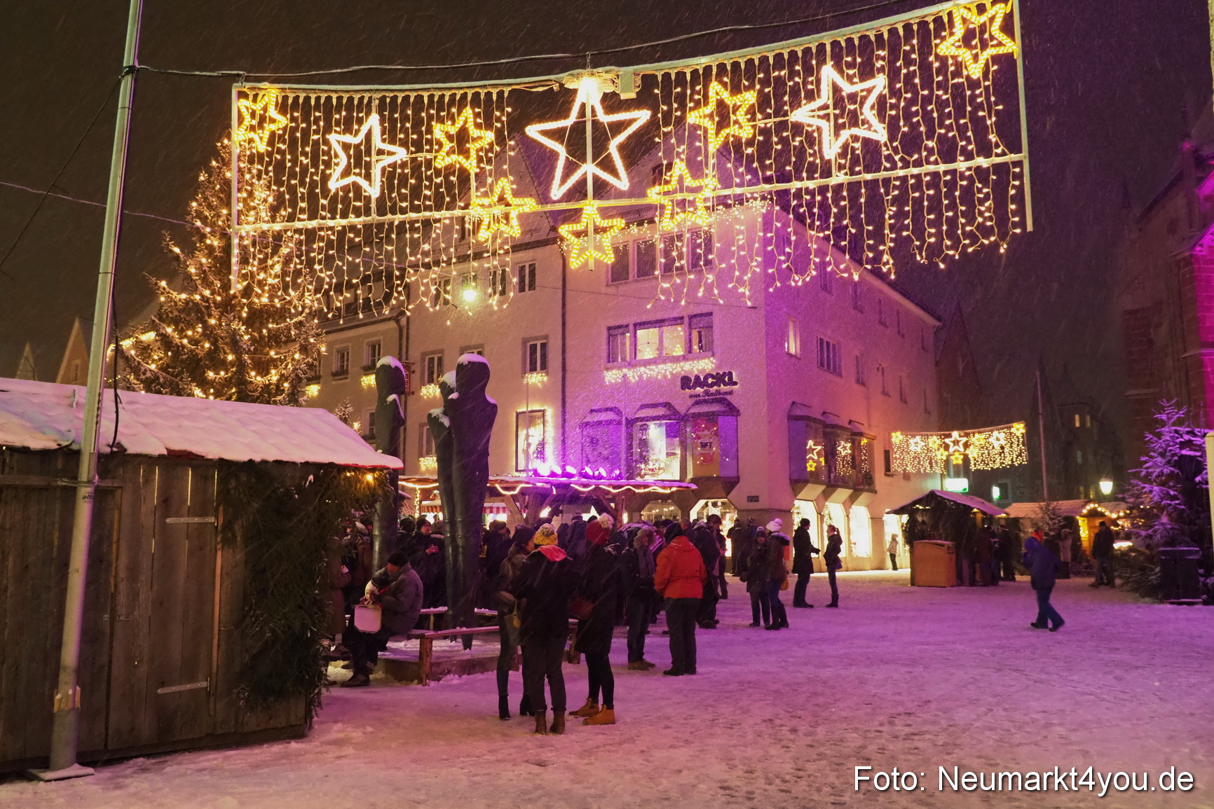 Weihnachtsmarkt Neumarkt 031217 0017