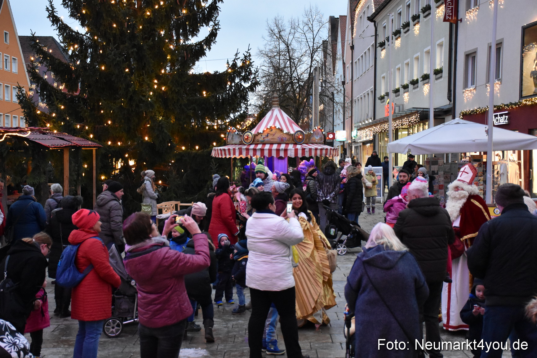 Weihnachtsmarkt Neumarkt 061217 0011