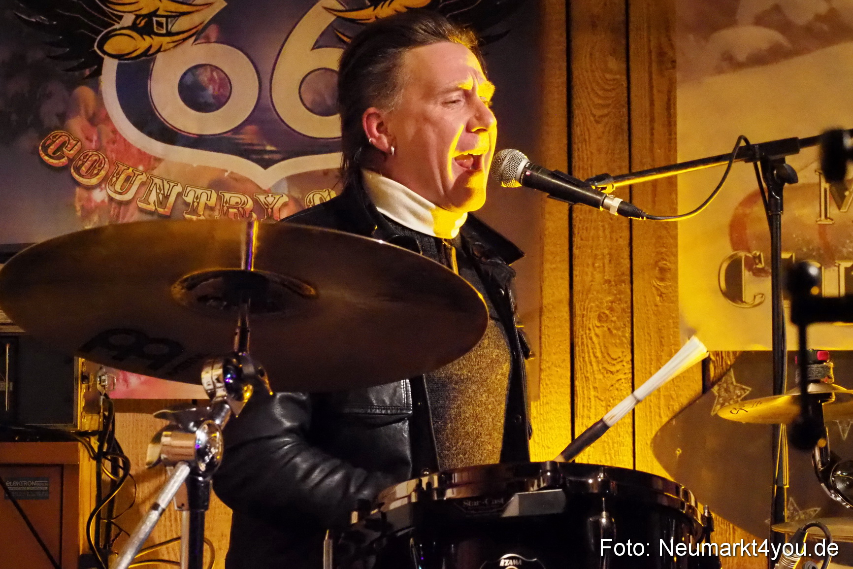 Weihnachtsmarkt Neumarkt 071217 0018