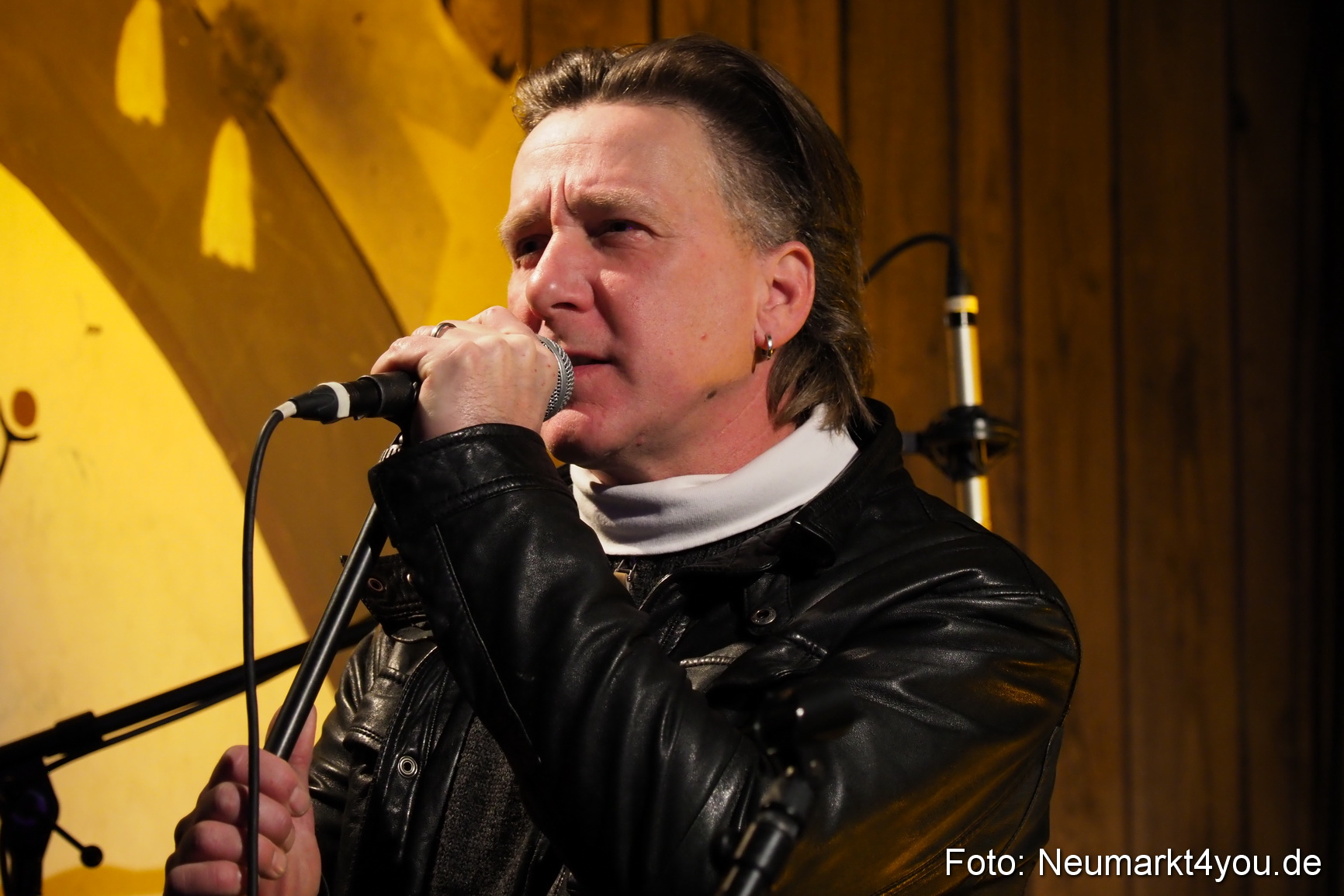 Weihnachtsmarkt Neumarkt 071217 0024