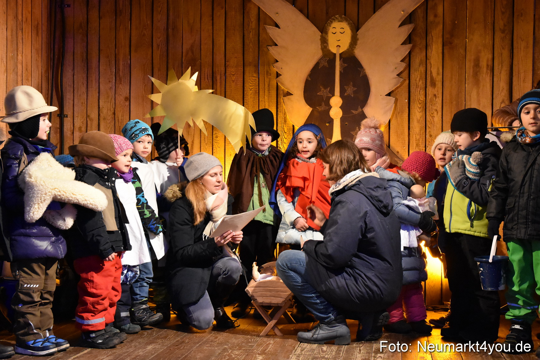 Weihnachtsmarkt Neumarkt 151217 0005