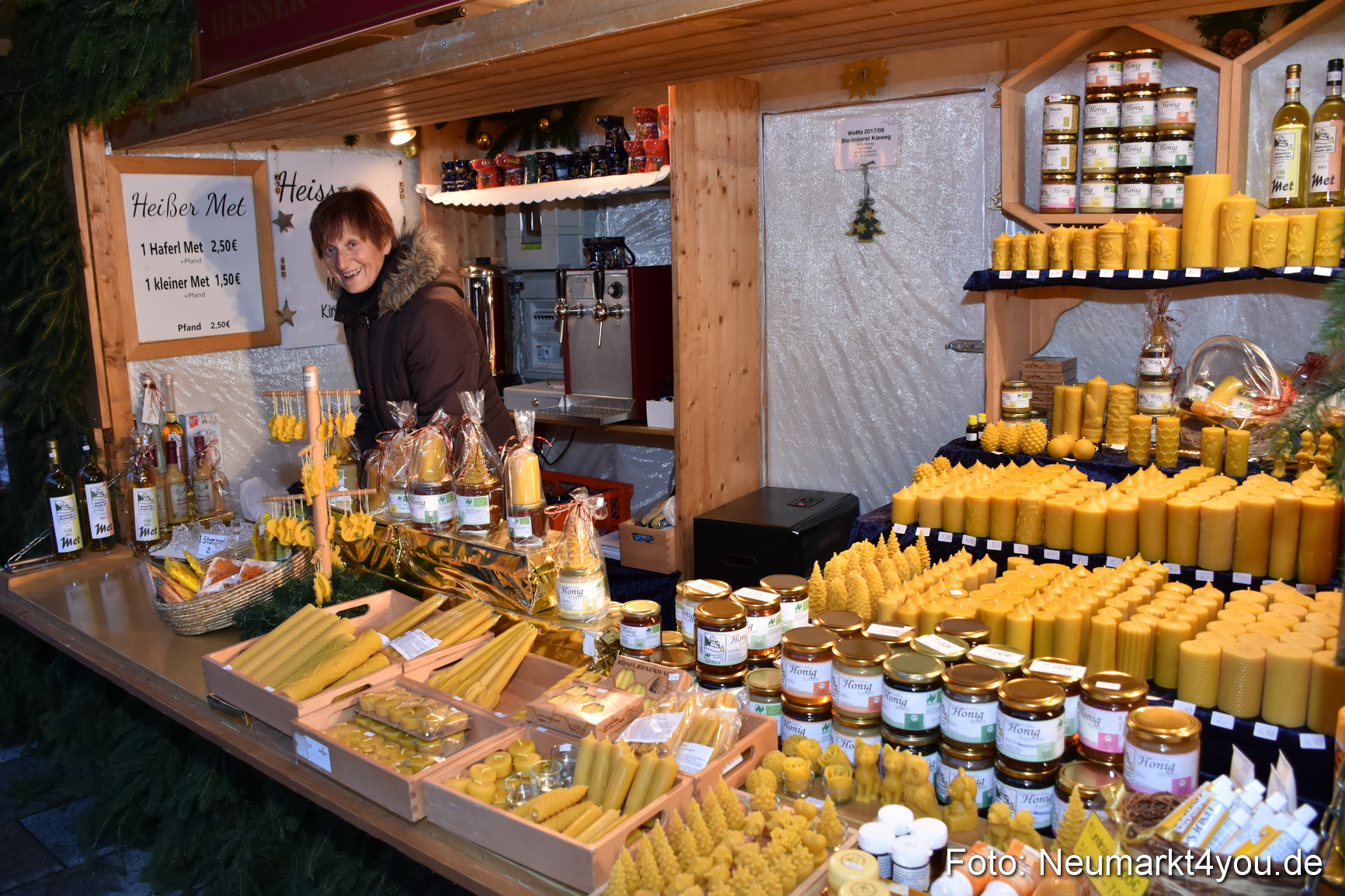 Weihnachtsmarkt Neumarkt 301117 0012