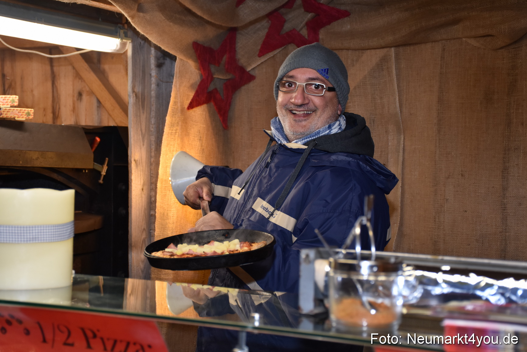 Weihnachtsmarkt Neumarkt 301117 0024
