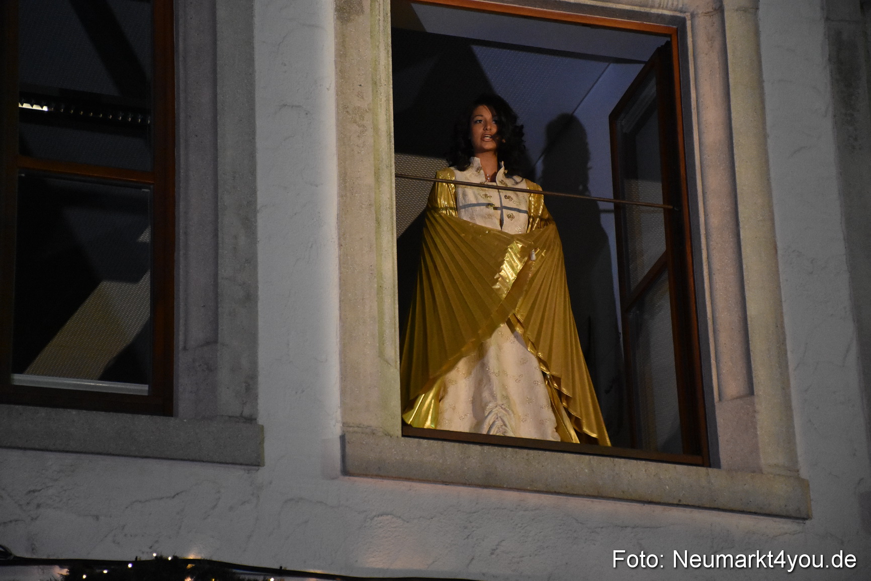 Weihnachtsmarkt Neumarkt 301117 0047