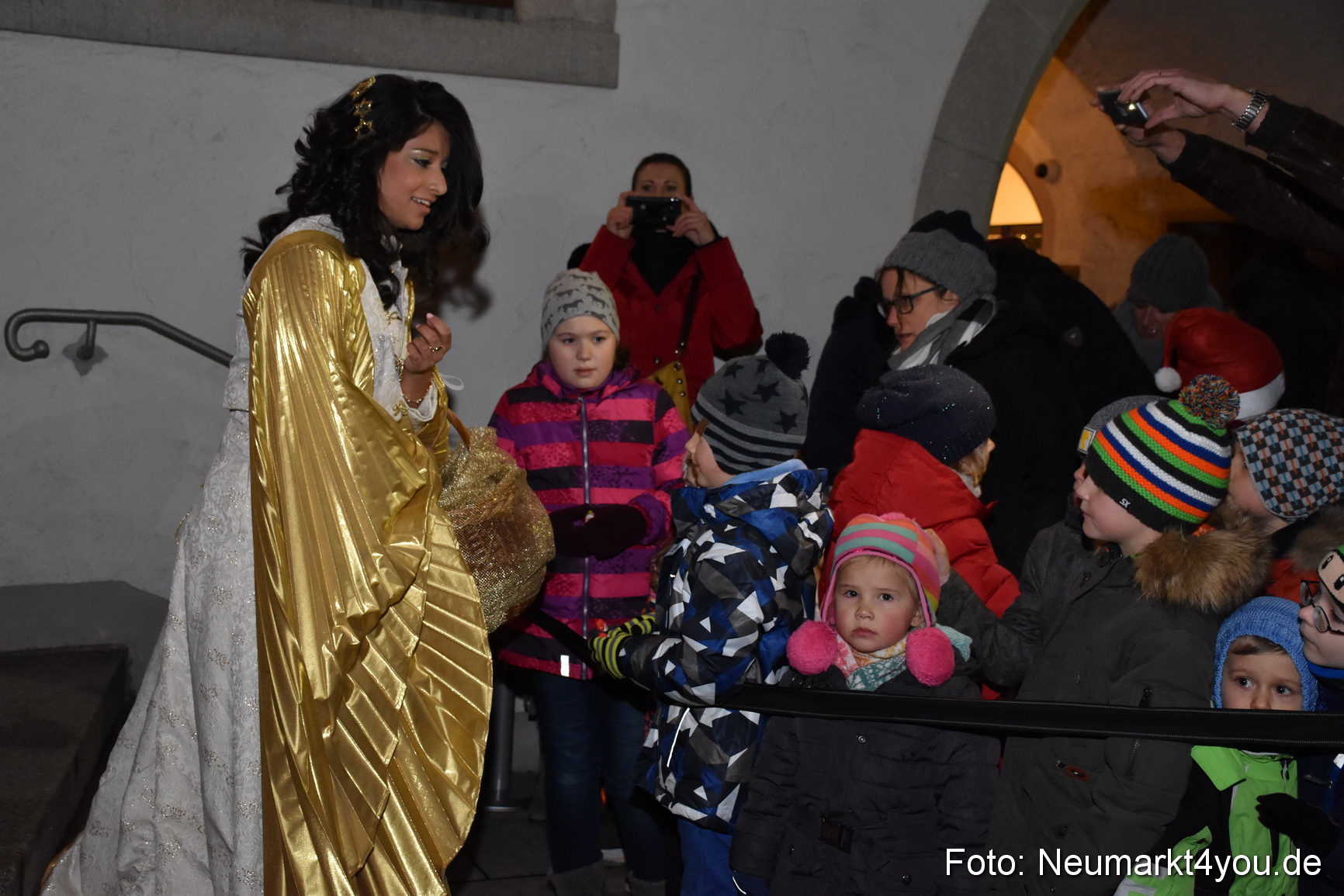 Weihnachtsmarkt Neumarkt 301117 0055